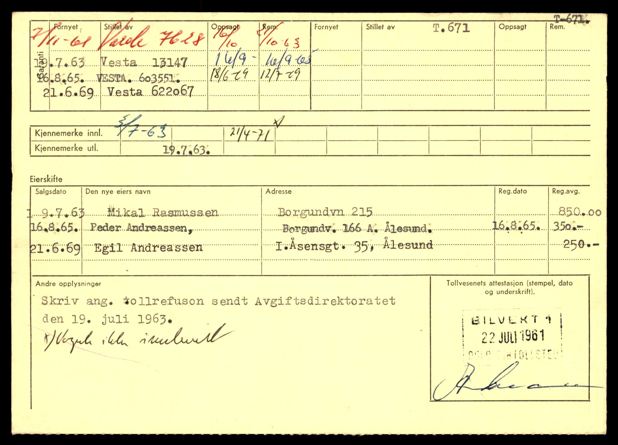 Møre og Romsdal vegkontor - Ålesund trafikkstasjon, SAT/A-4099/F/Fe/L0007: Registreringskort for kjøretøy T 651 - T 746, 1927-1998, p. 700