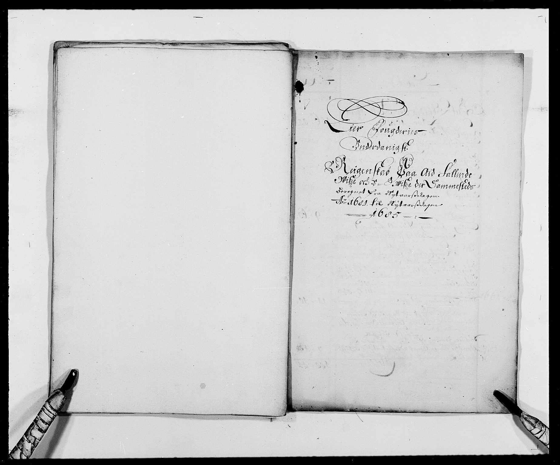 Rentekammeret inntil 1814, Reviderte regnskaper, Fogderegnskap, RA/EA-4092/R27/L1687: Fogderegnskap Lier, 1678-1686, p. 318