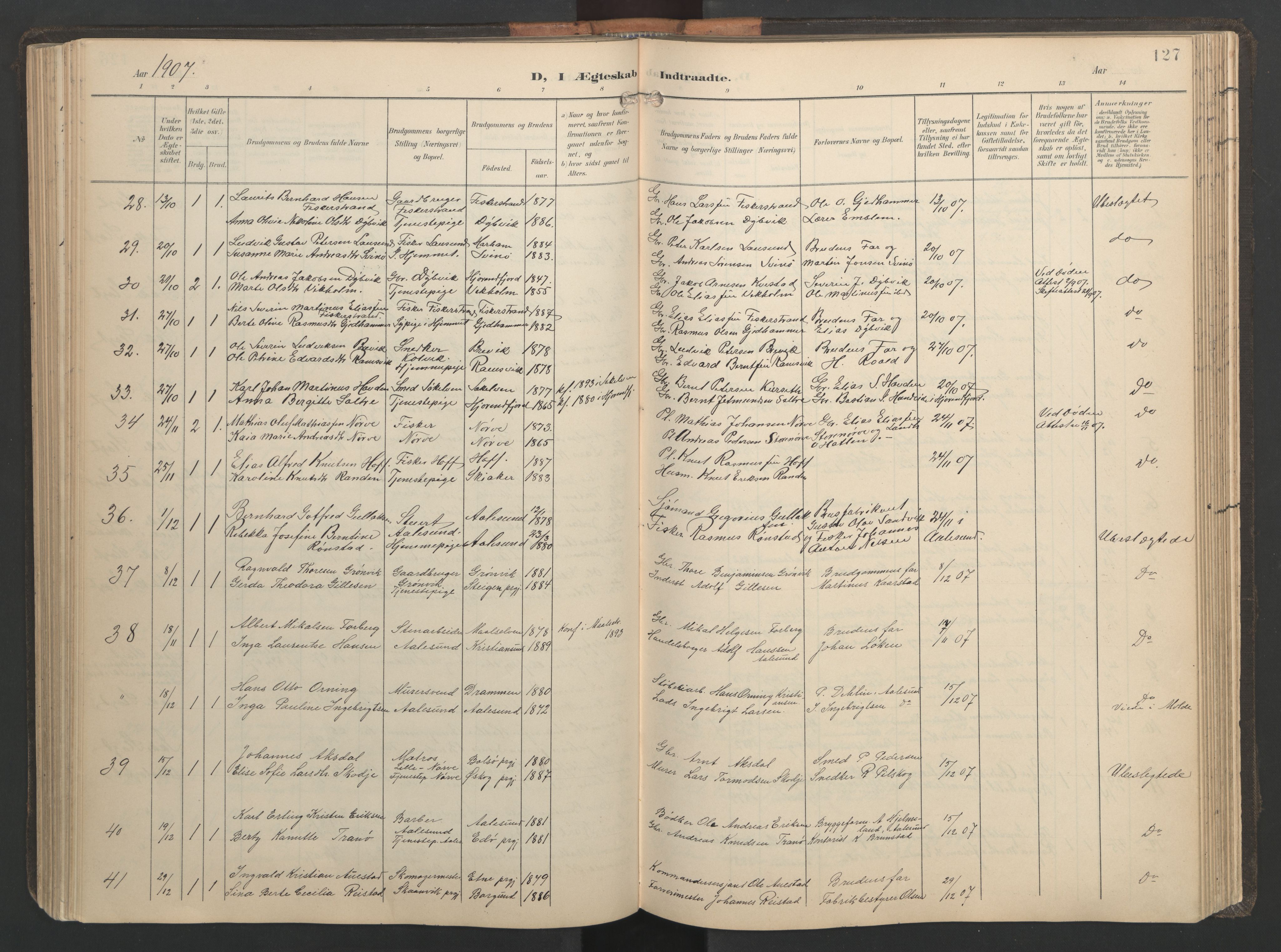 Ministerialprotokoller, klokkerbøker og fødselsregistre - Møre og Romsdal, AV/SAT-A-1454/528/L0433: Parish register (copy) no. 528C14, 1899-1922, p. 127