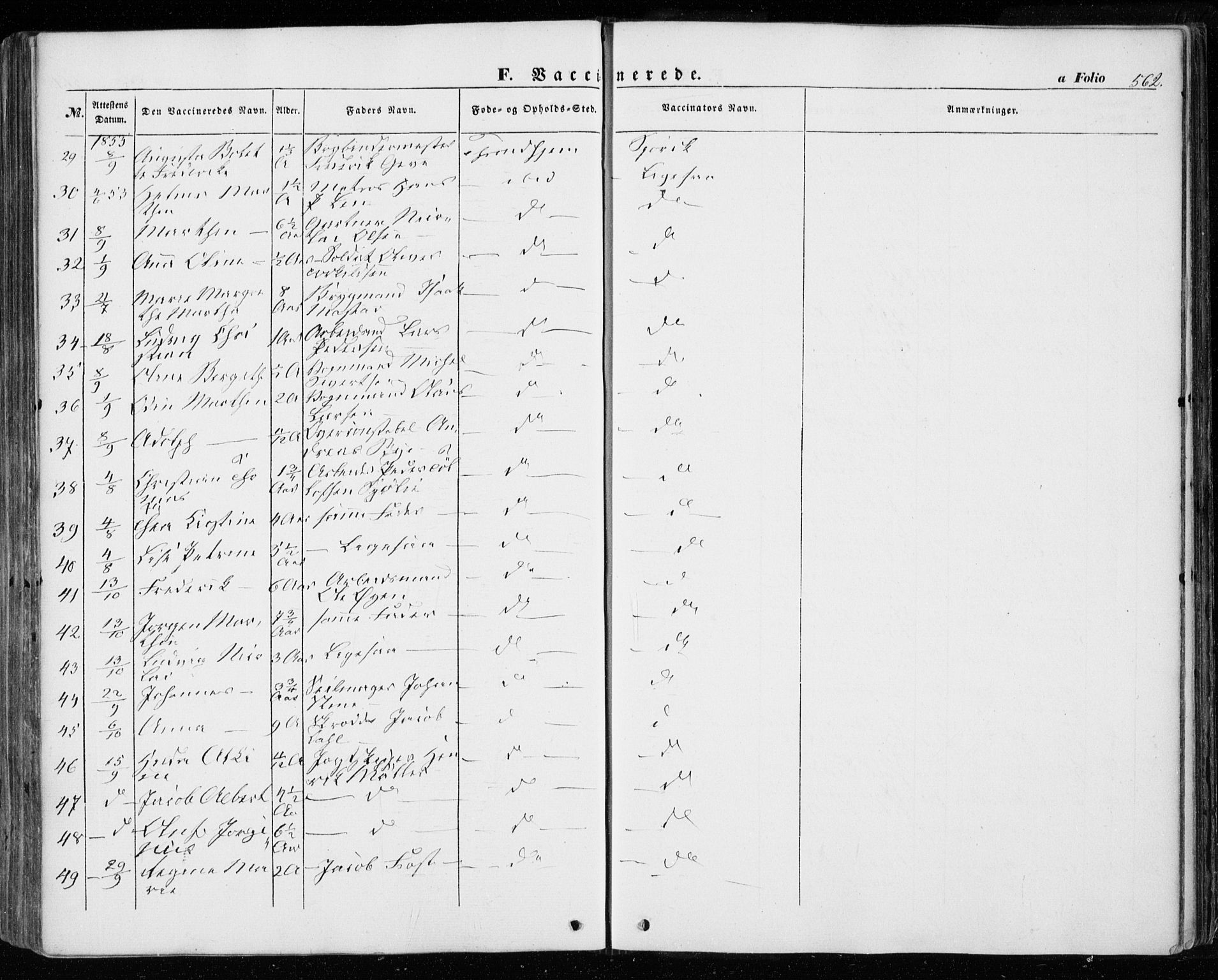 Ministerialprotokoller, klokkerbøker og fødselsregistre - Sør-Trøndelag, SAT/A-1456/601/L0051: Parish register (official) no. 601A19, 1848-1857, p. 562