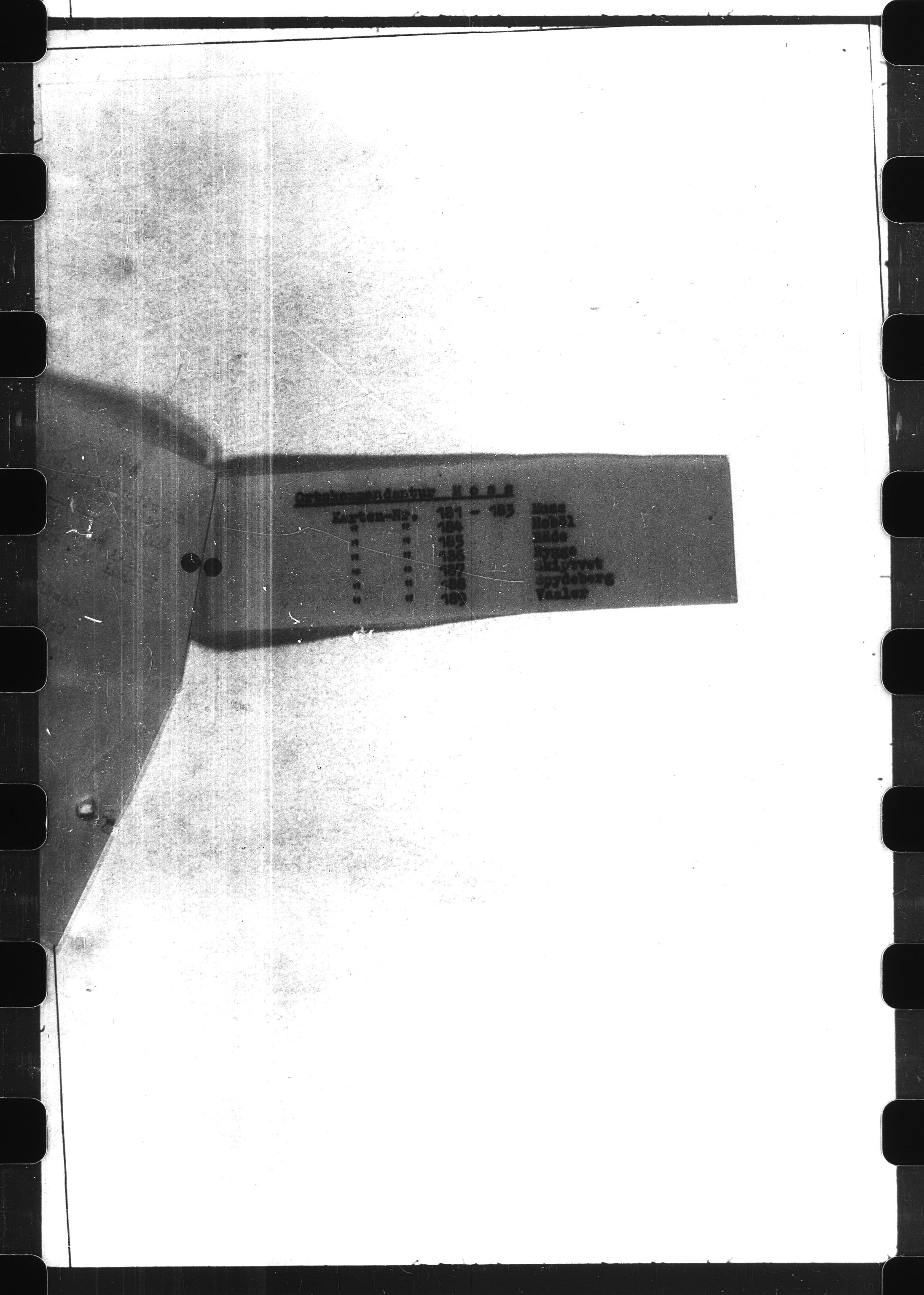 Documents Section, RA/RAFA-2200/V/L0065: Film med LMDC Serial Number., 1940-1945, p. 485