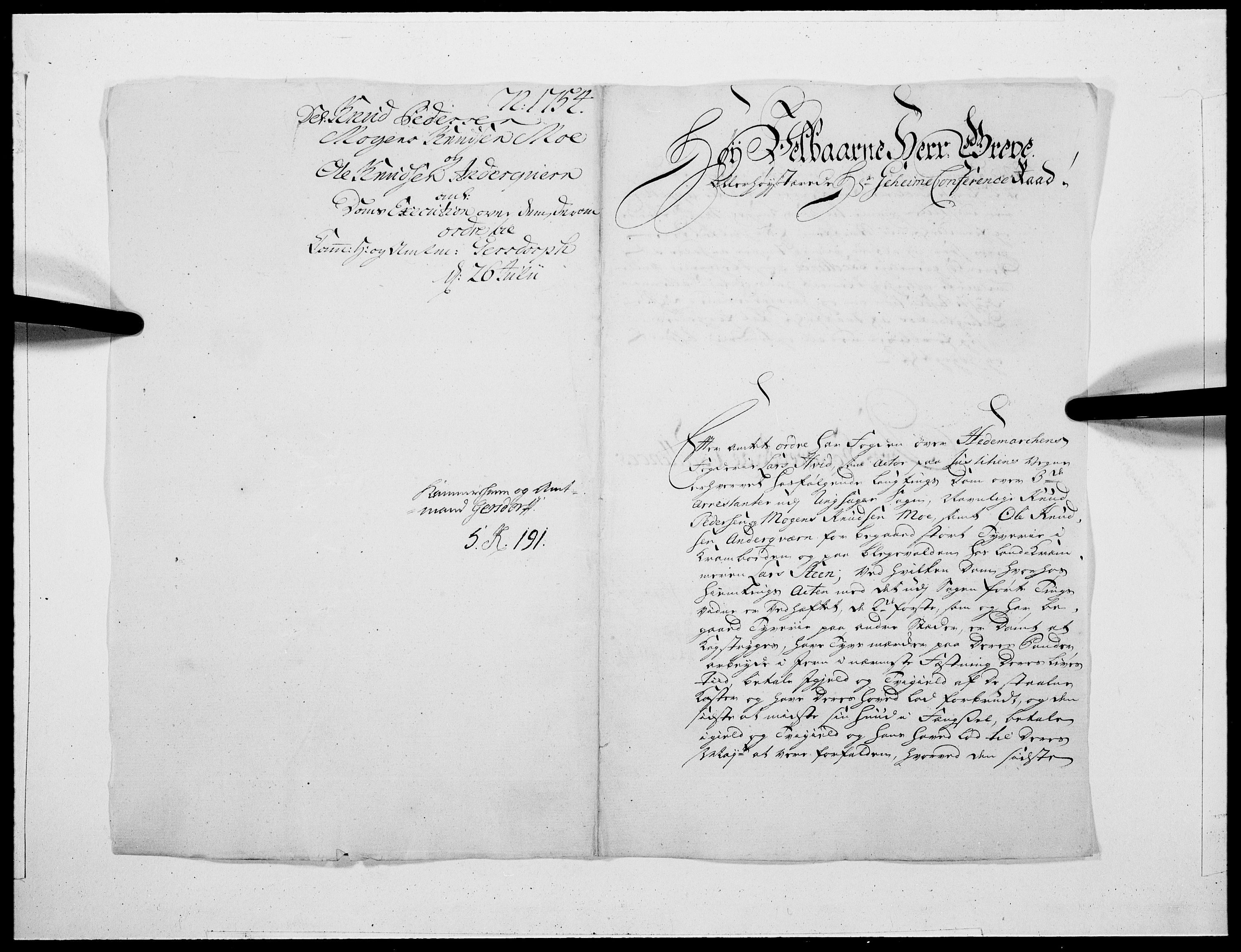Danske Kanselli 1572-1799, AV/RA-EA-3023/F/Fc/Fcc/Fcca/L0167: Norske innlegg 1572-1799, 1754, p. 105