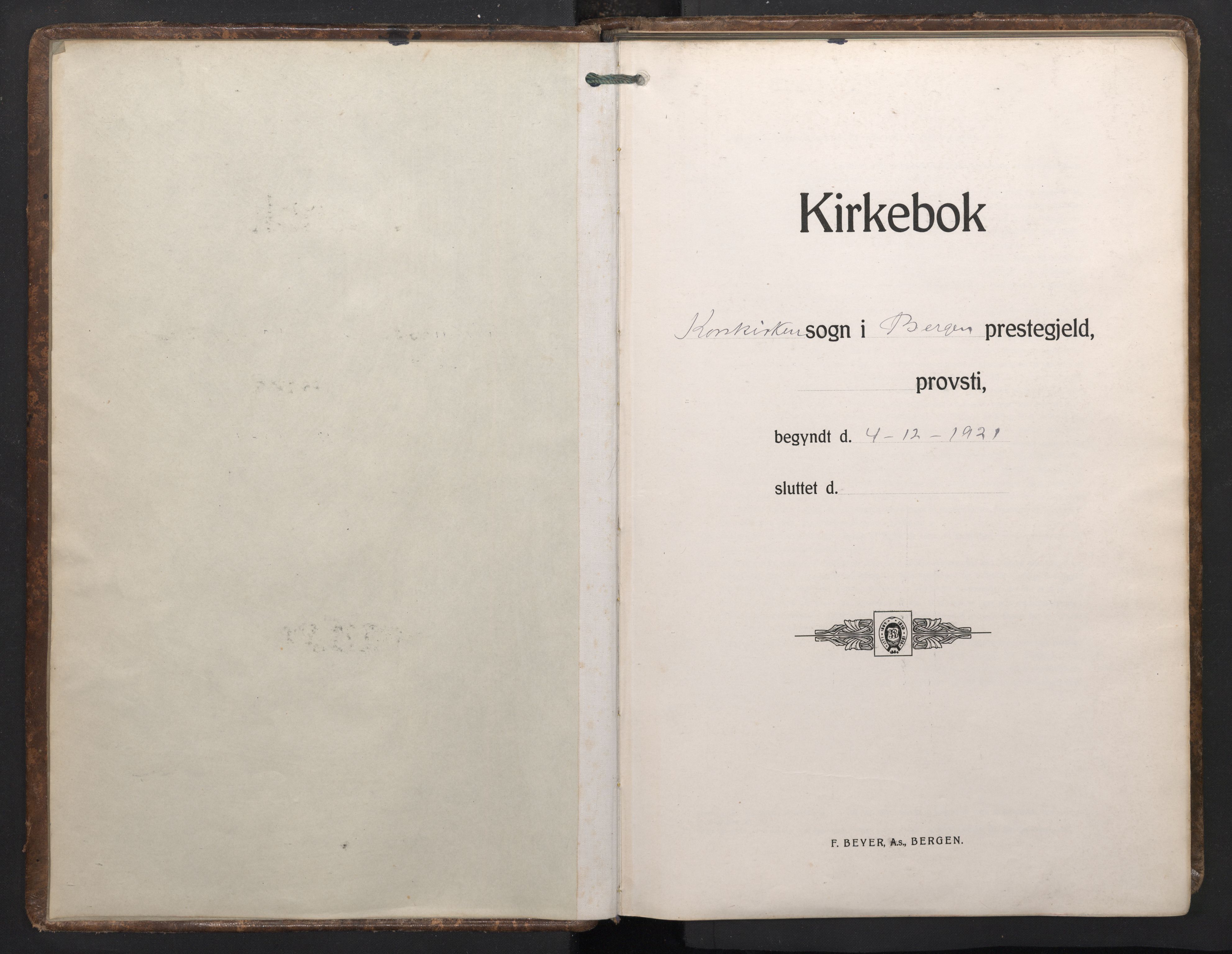 Korskirken sokneprestembete, SAB/A-76101/H/Haa/L0032: Parish register (official) no. C 8, 1921-1948