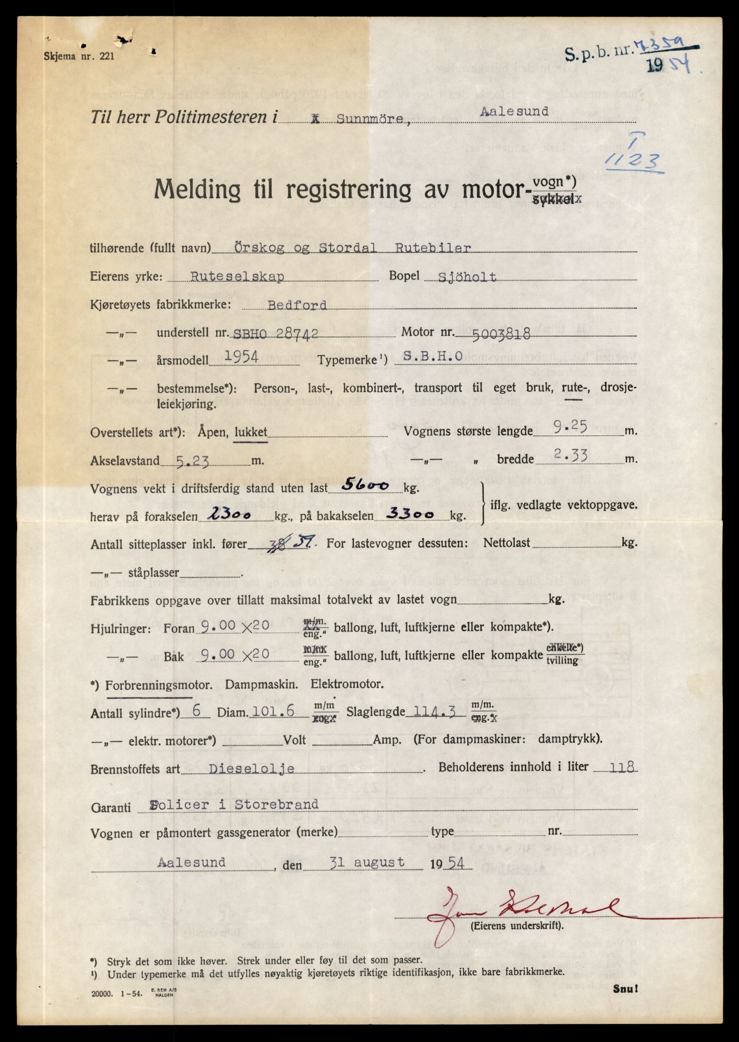 Møre og Romsdal vegkontor - Ålesund trafikkstasjon, AV/SAT-A-4099/F/Fe/L0010: Registreringskort for kjøretøy T 1050 - T 1169, 1927-1998, p. 2099