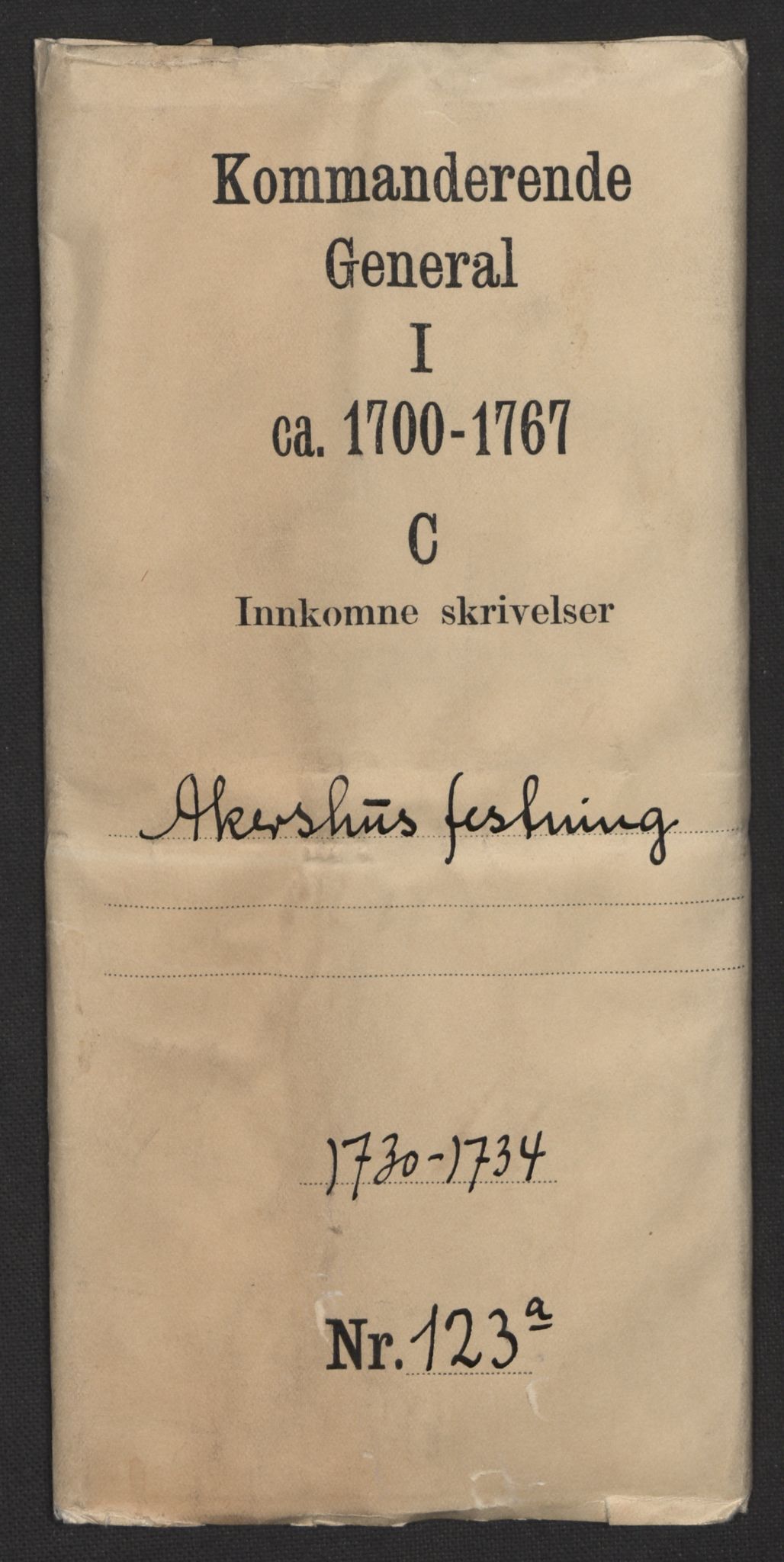 Kommanderende general (KG I) med Det norske krigsdirektorium, AV/RA-EA-5419/D/L0123: Akershus festning: Brev, inventarlister og regnskapssaker, 1730-1734