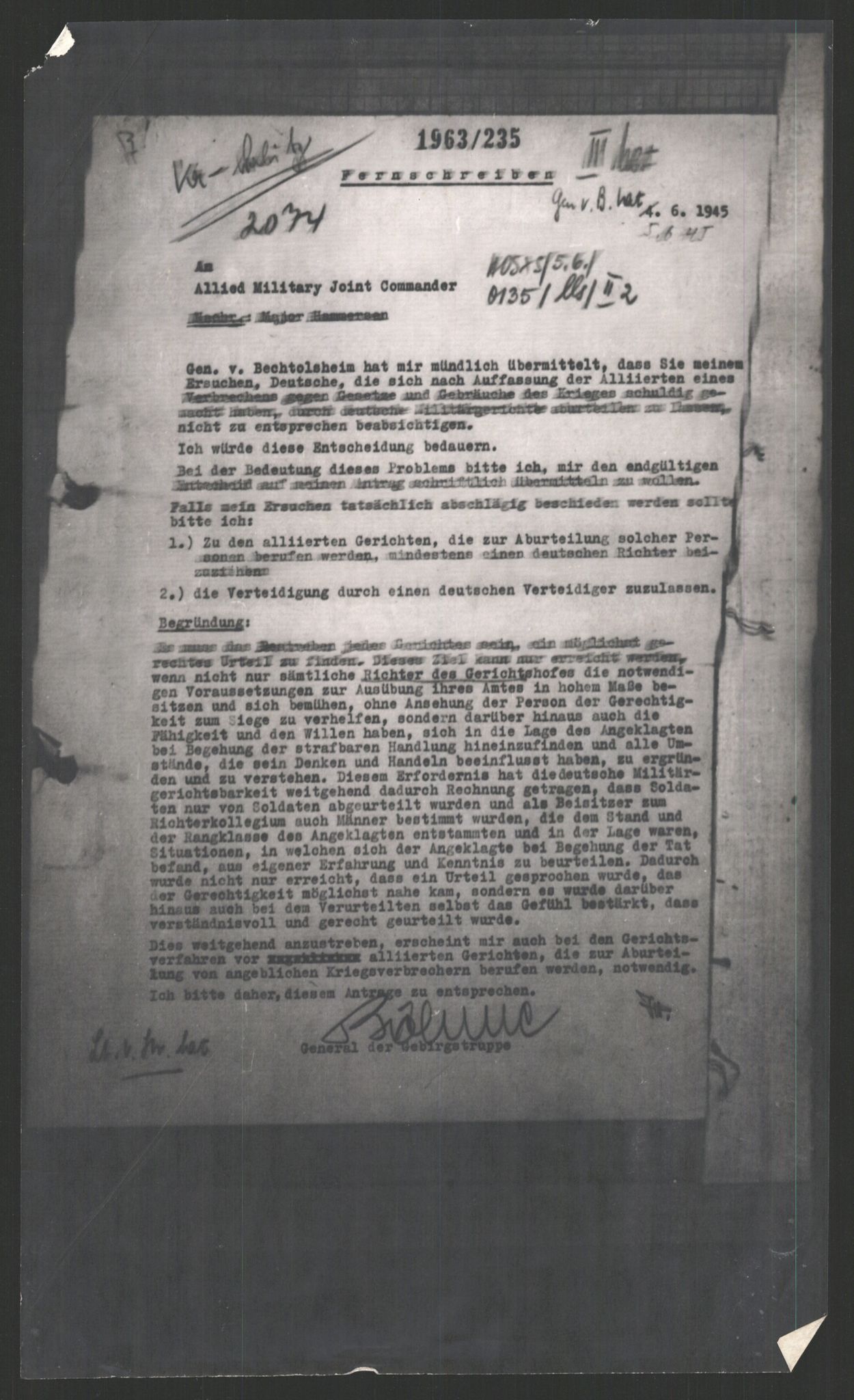 Forsvarets Overkommando. 2 kontor. Arkiv 11.4. Spredte tyske arkivsaker, AV/RA-RAFA-7031/D/Dar/Dara/L0011: Korrespondanse og kartreferanser, 1940-1945, p. 352