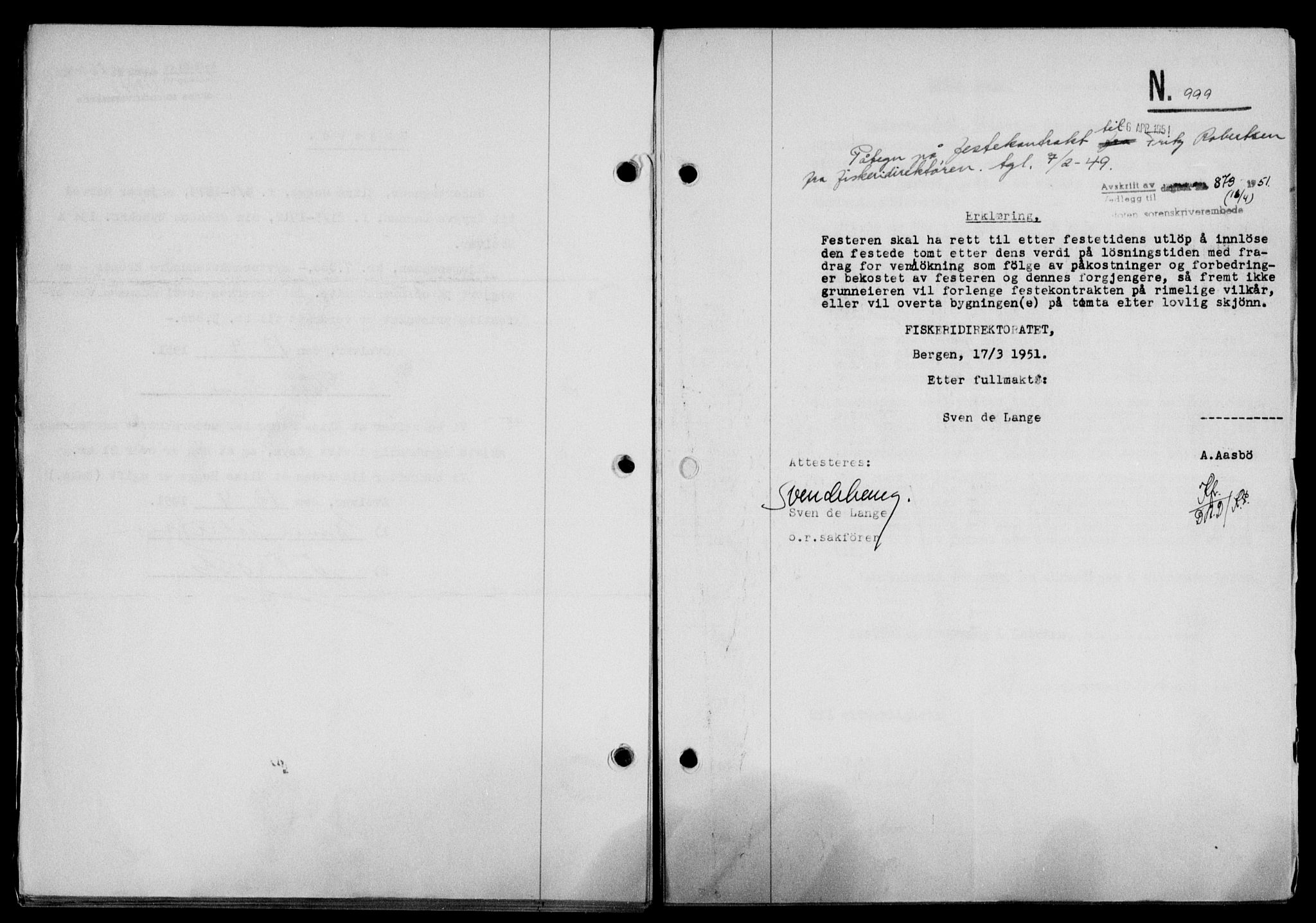 Lofoten sorenskriveri, SAT/A-0017/1/2/2C/L0025a: Mortgage book no. 25a, 1950-1951, Diary no: : 879/1951