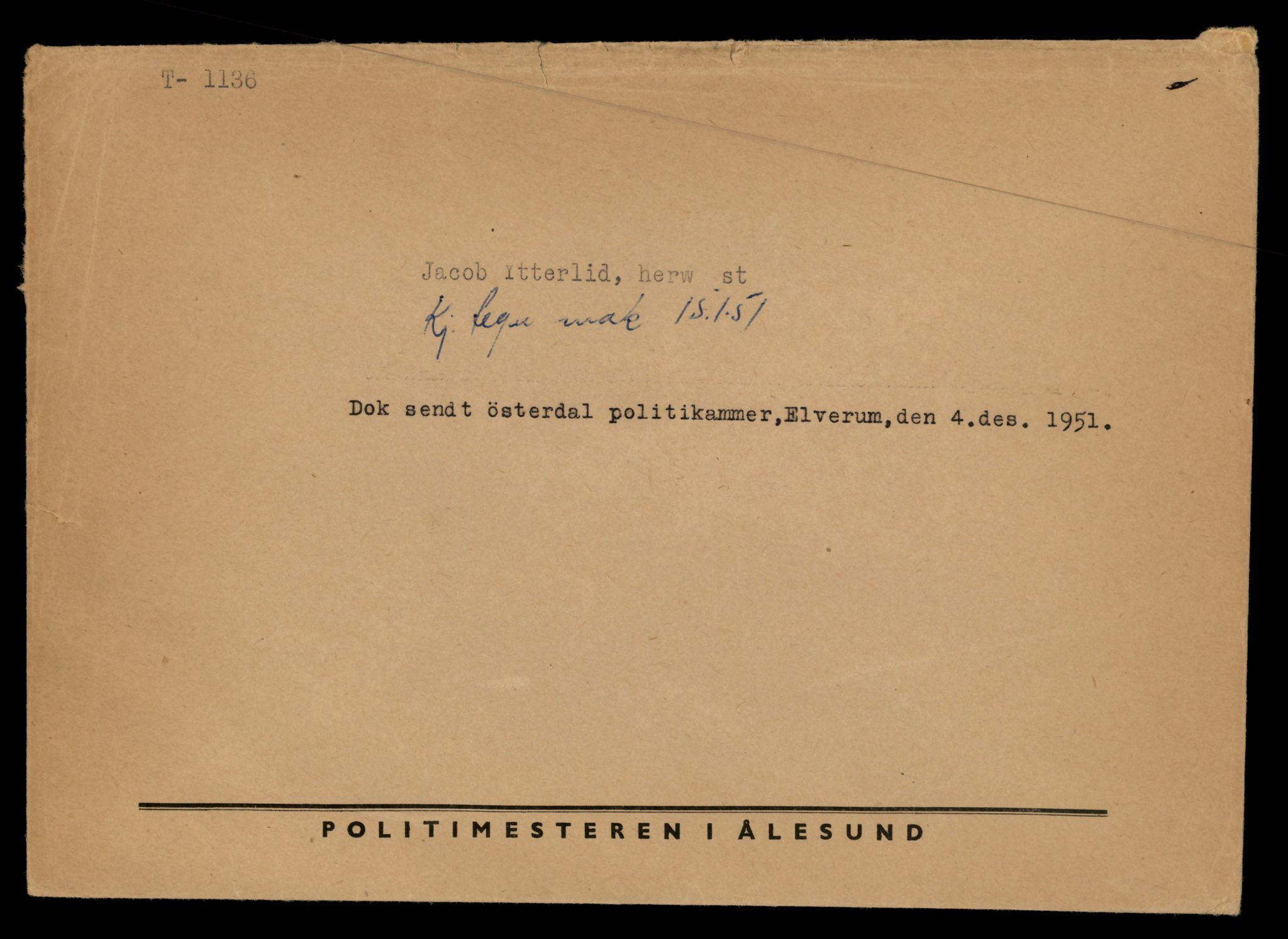 Møre og Romsdal vegkontor - Ålesund trafikkstasjon, AV/SAT-A-4099/F/Fe/L0010: Registreringskort for kjøretøy T 1050 - T 1169, 1927-1998, p. 2435