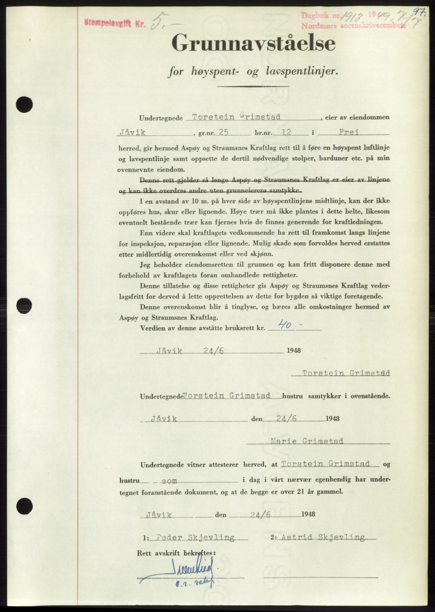 Nordmøre sorenskriveri, AV/SAT-A-4132/1/2/2Ca: Mortgage book no. B102, 1949-1949, Diary no: : 1913/1949