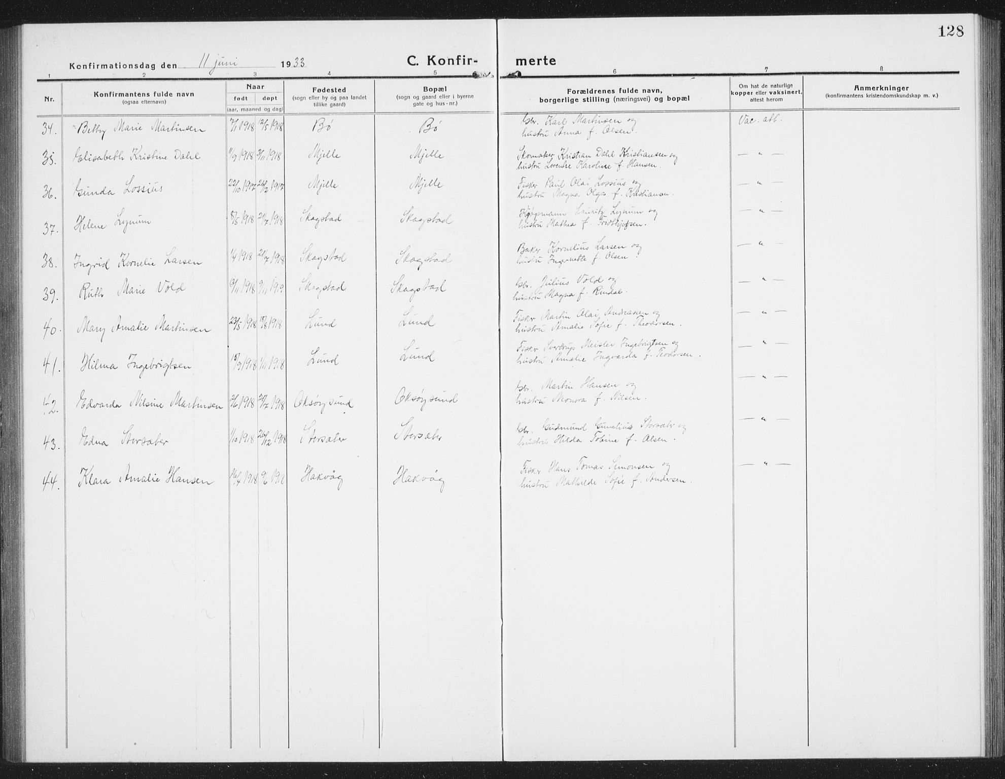 Ministerialprotokoller, klokkerbøker og fødselsregistre - Nordland, AV/SAT-A-1459/855/L0817: Parish register (copy) no. 855C06, 1917-1934, p. 128