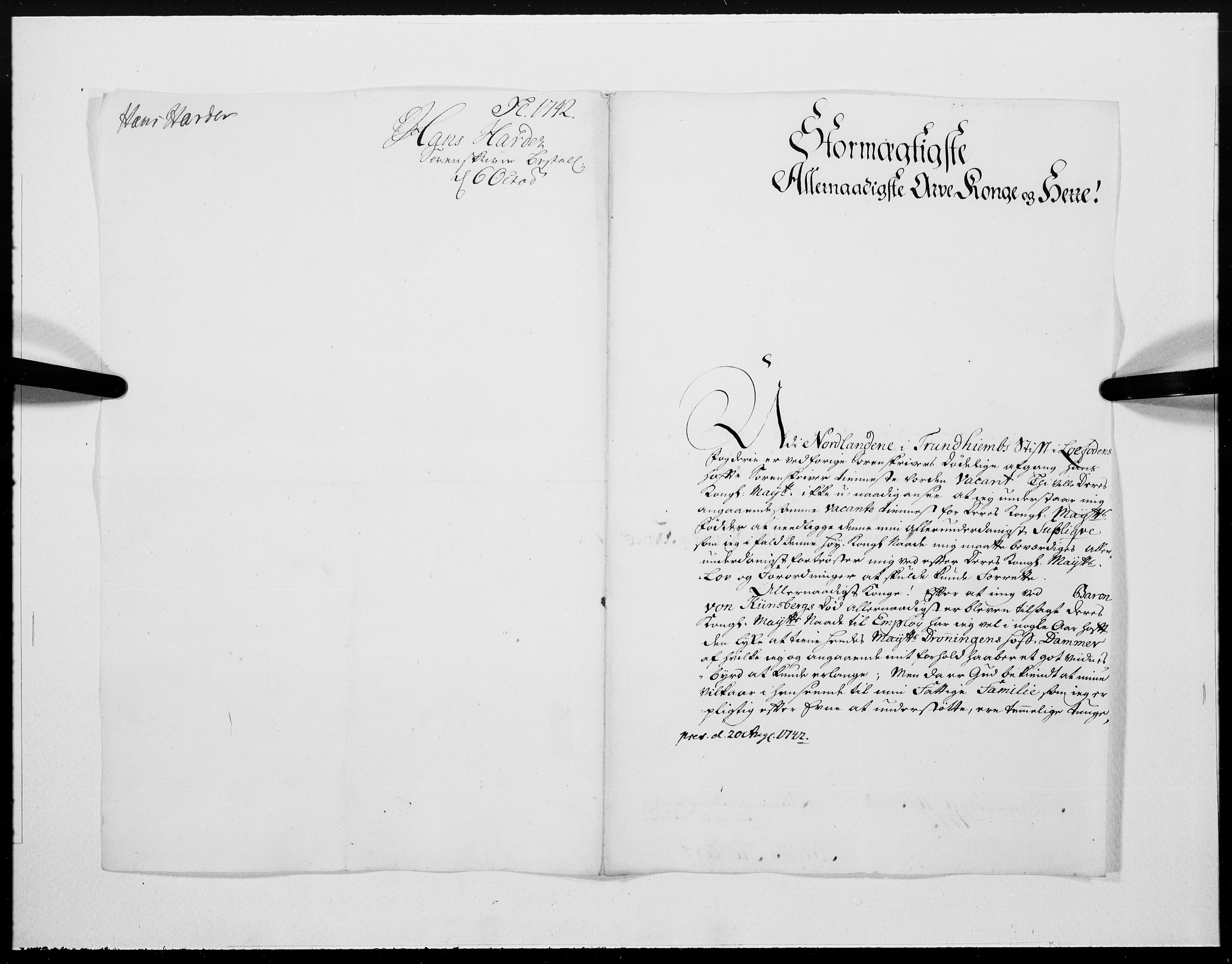 Danske Kanselli 1572-1799, RA/EA-3023/F/Fc/Fcc/Fcca/L0136: Norske innlegg 1572-1799, 1742, p. 318