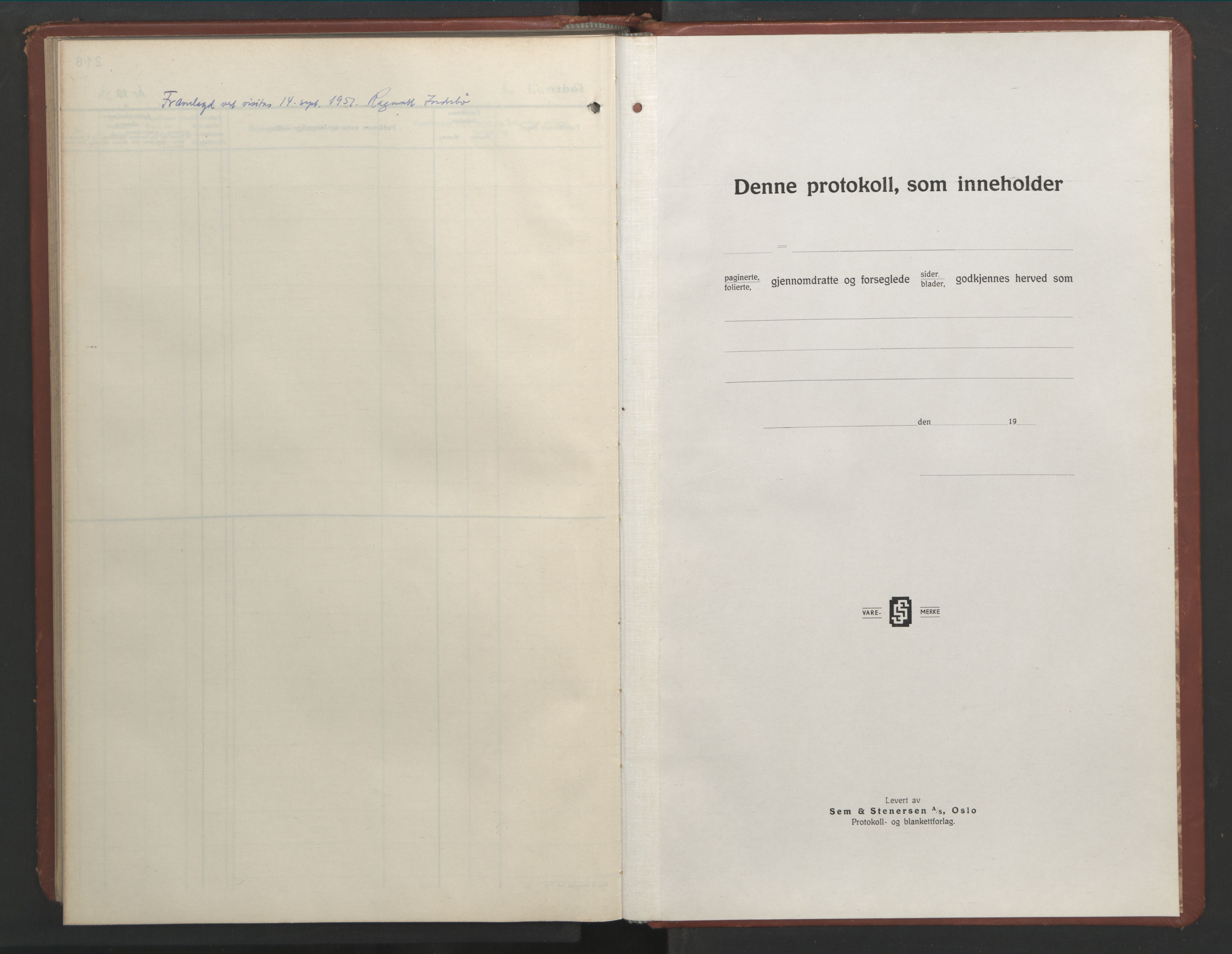 Ministerialprotokoller, klokkerbøker og fødselsregistre - Møre og Romsdal, SAT/A-1454/529/L0480: Parish register (copy) no. 529C17, 1948-1951