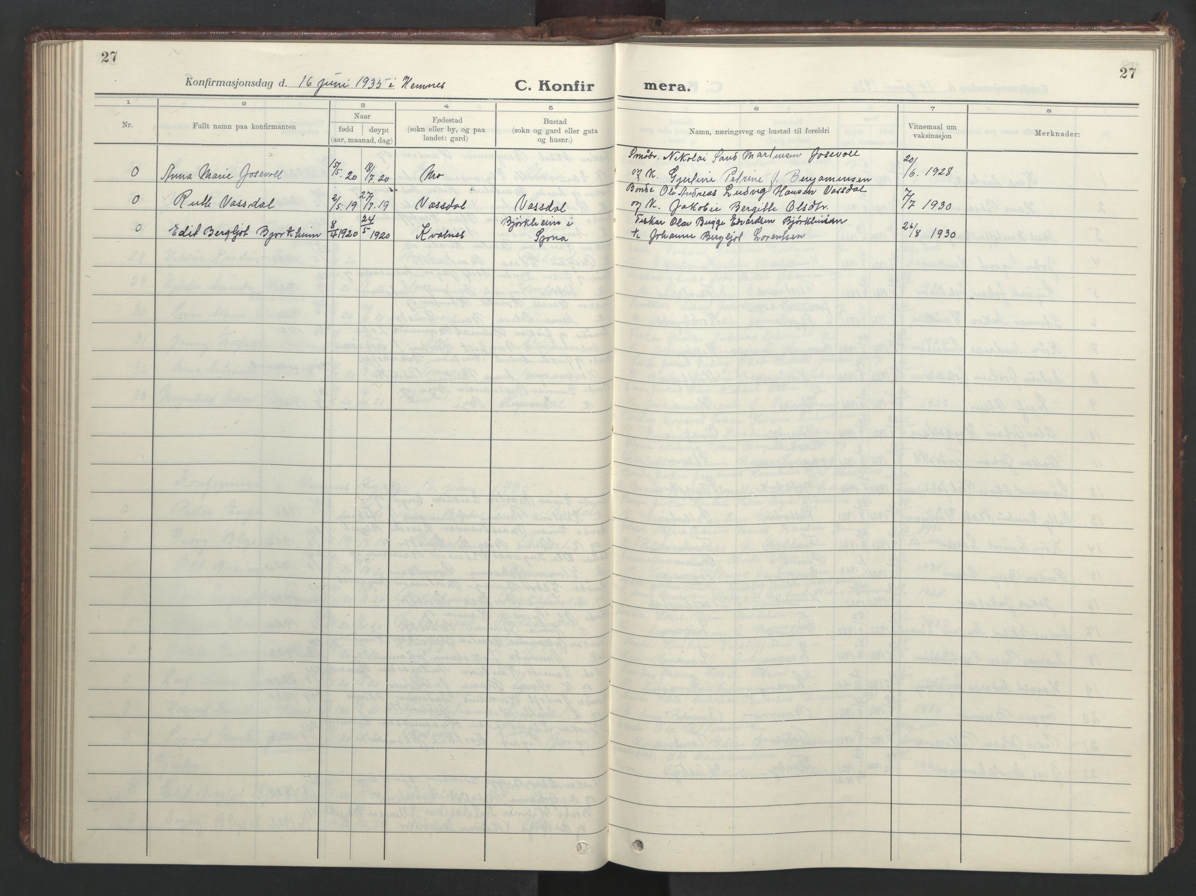 Ministerialprotokoller, klokkerbøker og fødselsregistre - Nordland, AV/SAT-A-1459/838/L0561: Parish register (copy) no. 838C08, 1923-1953, p. 27