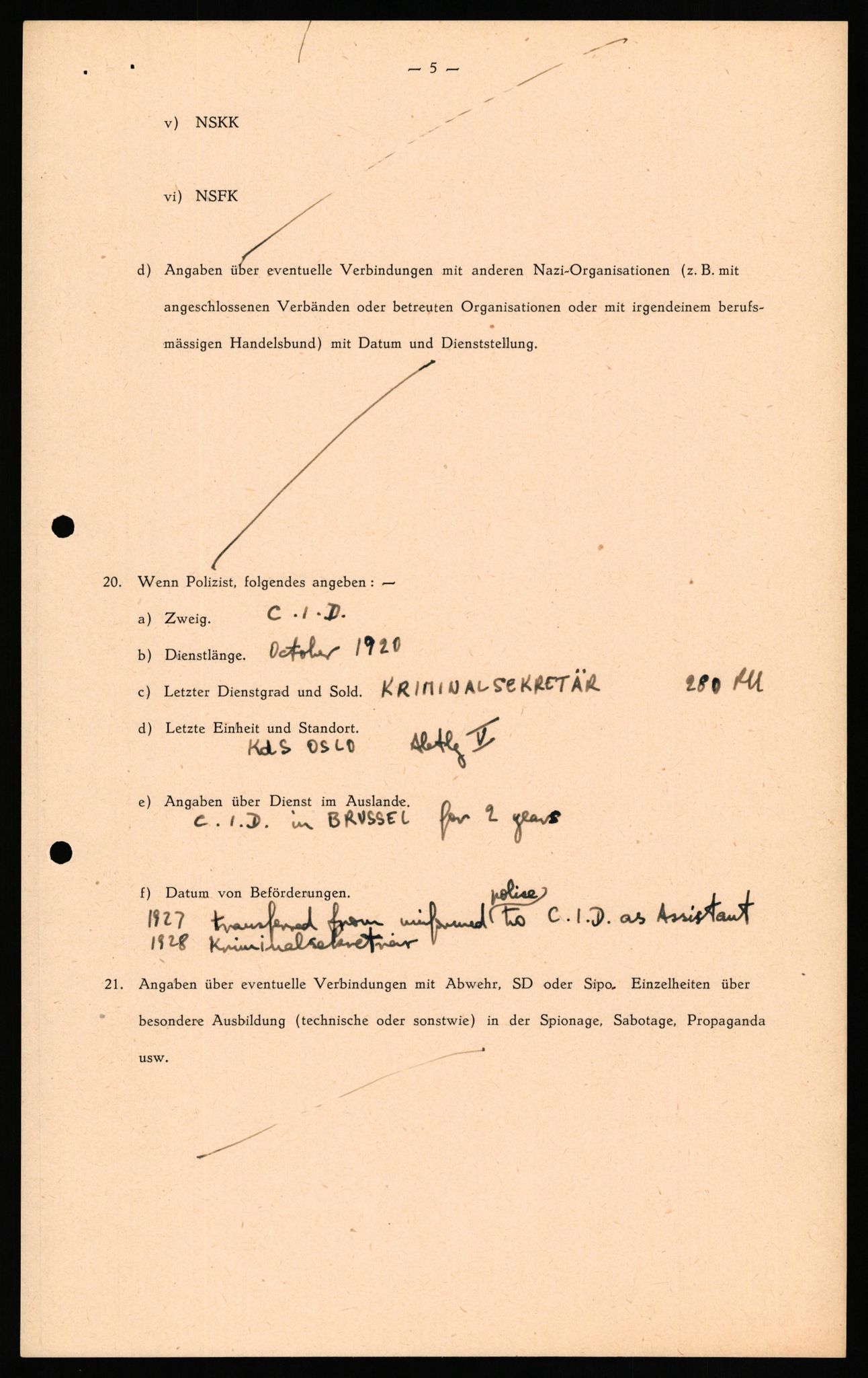 Forsvaret, Forsvarets overkommando II, RA/RAFA-3915/D/Db/L0031: CI Questionaires. Tyske okkupasjonsstyrker i Norge. Tyskere., 1945-1946, p. 389