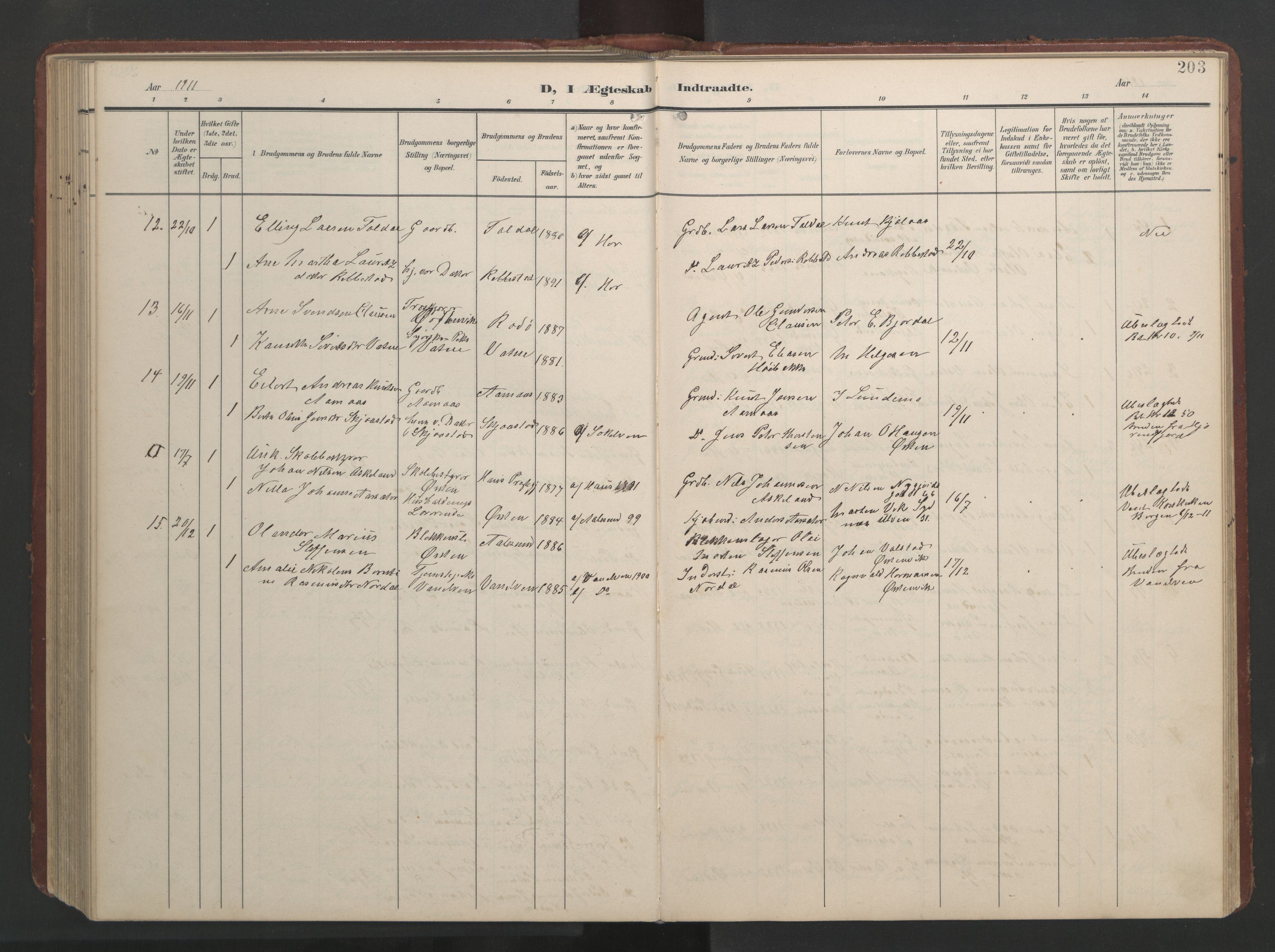 Ministerialprotokoller, klokkerbøker og fødselsregistre - Møre og Romsdal, AV/SAT-A-1454/513/L0190: Parish register (copy) no. 513C04, 1904-1926, p. 203