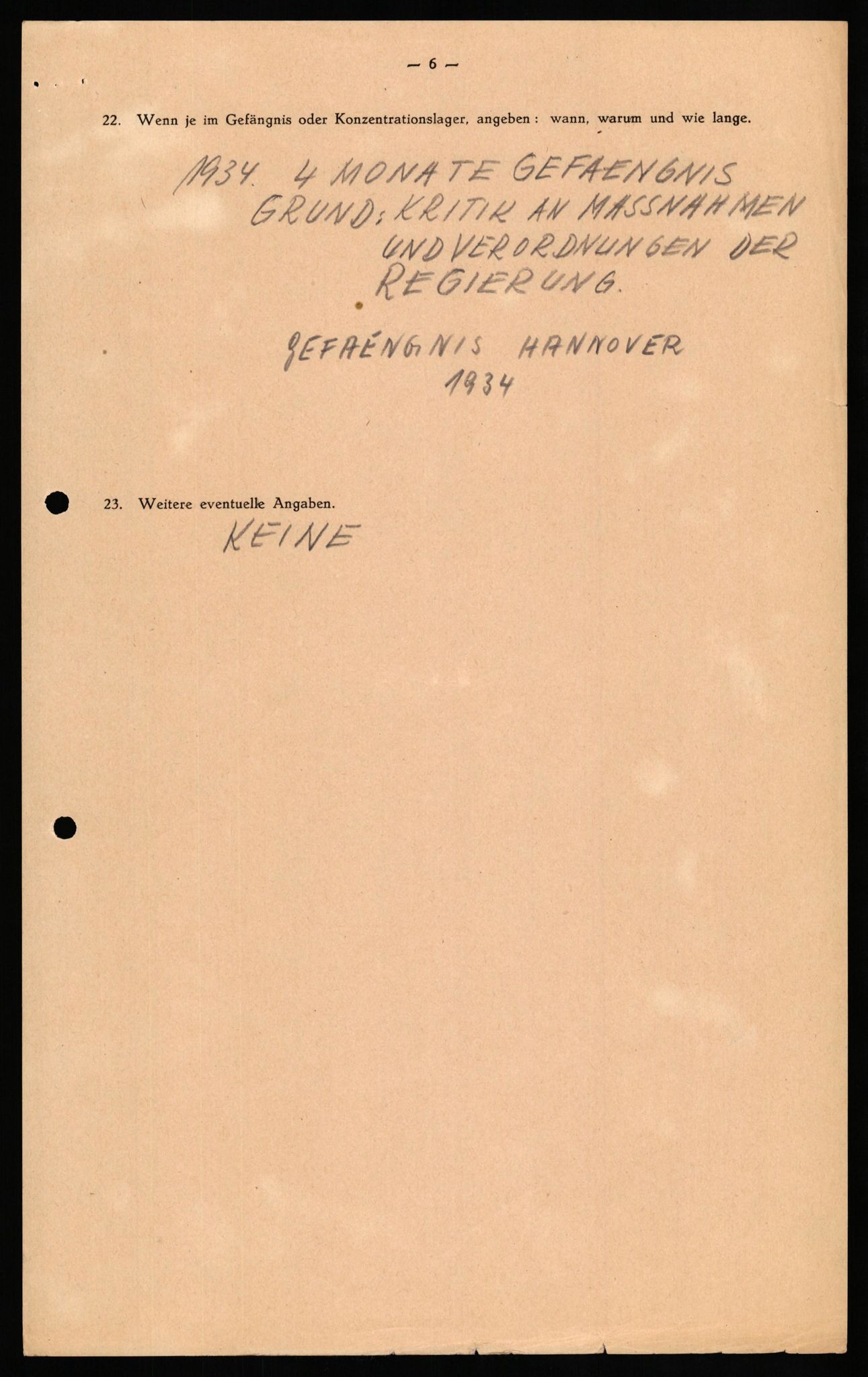Forsvaret, Forsvarets overkommando II, RA/RAFA-3915/D/Db/L0029: CI Questionaires. Tyske okkupasjonsstyrker i Norge. Tyskere., 1945-1946, p. 300
