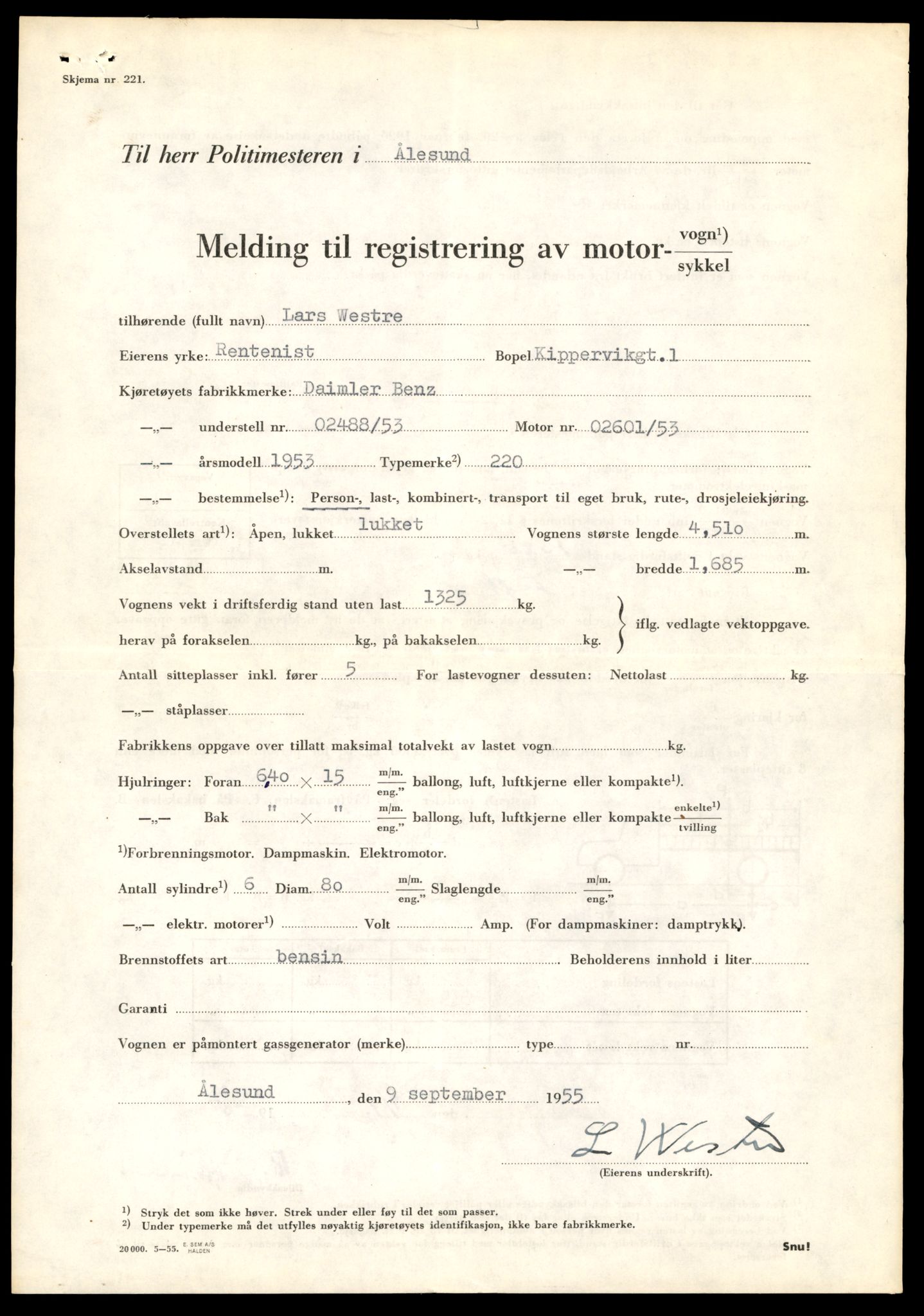 Møre og Romsdal vegkontor - Ålesund trafikkstasjon, AV/SAT-A-4099/F/Fe/L0049: Registreringskort for kjøretøy T 14864 - T 18613, 1927-1998, p. 1083
