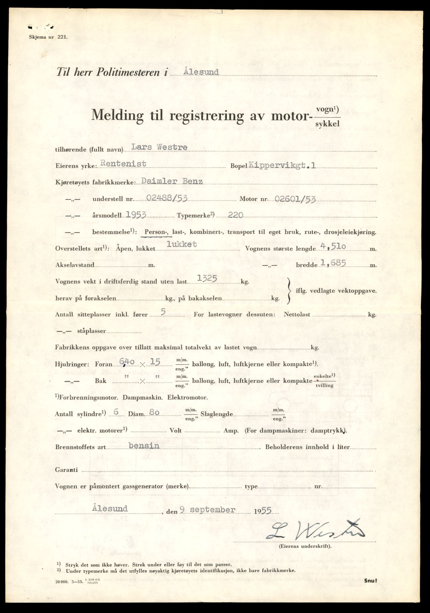 Møre og Romsdal vegkontor - Ålesund trafikkstasjon, SAT/A-4099/F/Fe/L0049: Registreringskort for kjøretøy T 14864 - T 18613, 1927-1998, p. 1083