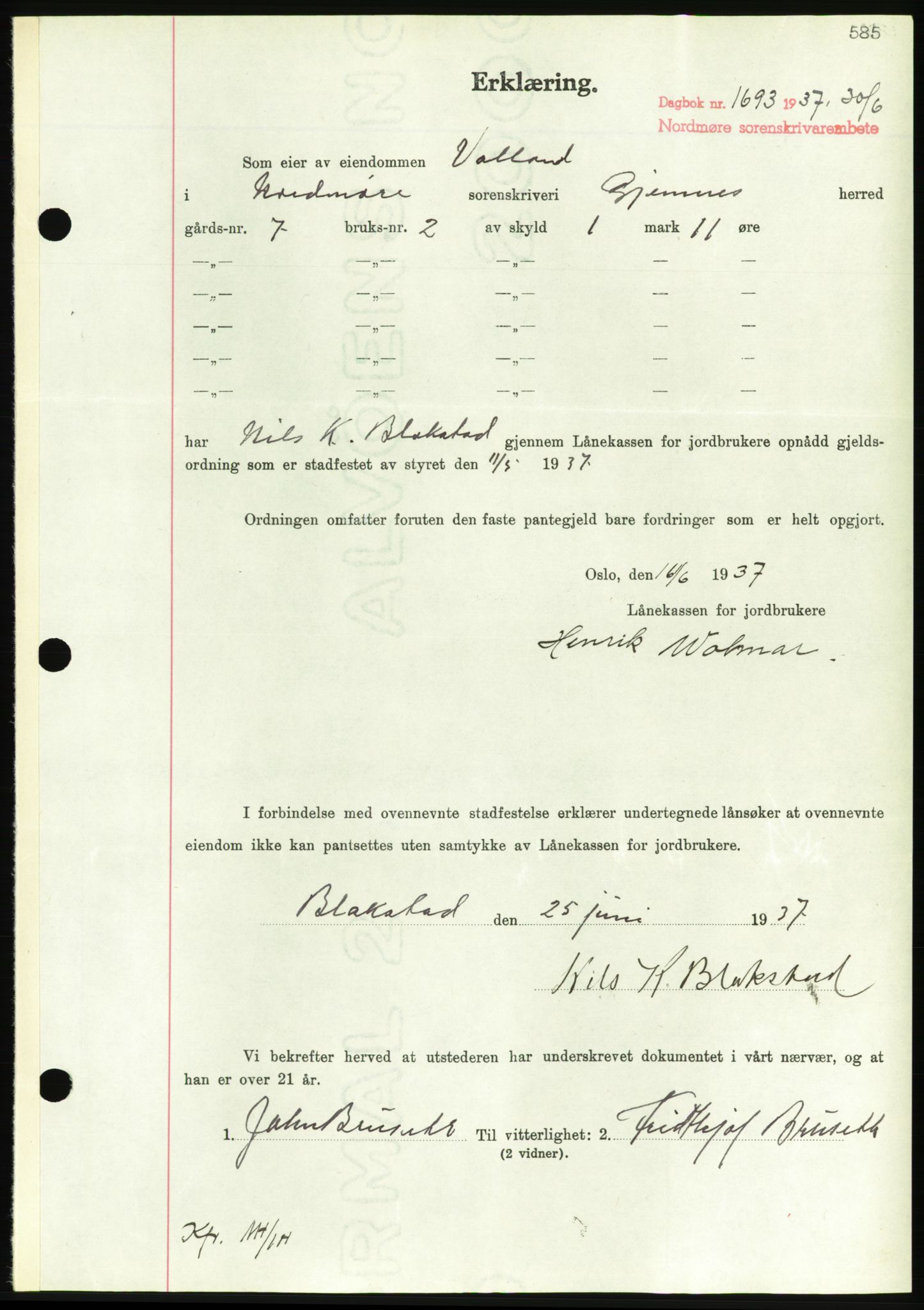 Nordmøre sorenskriveri, AV/SAT-A-4132/1/2/2Ca/L0091: Mortgage book no. B81, 1937-1937, Diary no: : 1693/1937