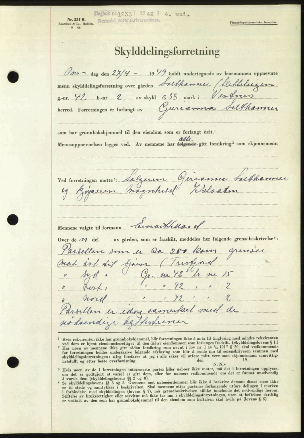 Romsdal sorenskriveri, AV/SAT-A-4149/1/2/2C: Mortgage book no. A29, 1949-1949, Diary no: : 1233/1949