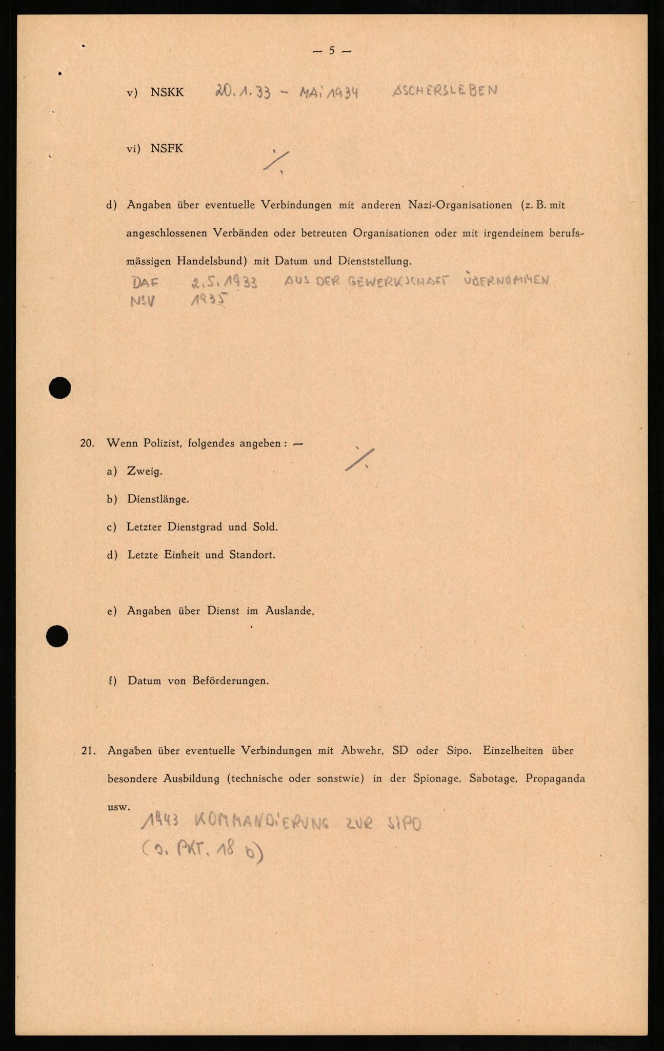 Forsvaret, Forsvarets overkommando II, RA/RAFA-3915/D/Db/L0011: CI Questionaires. Tyske okkupasjonsstyrker i Norge. Tyskere., 1945-1946, p. 85