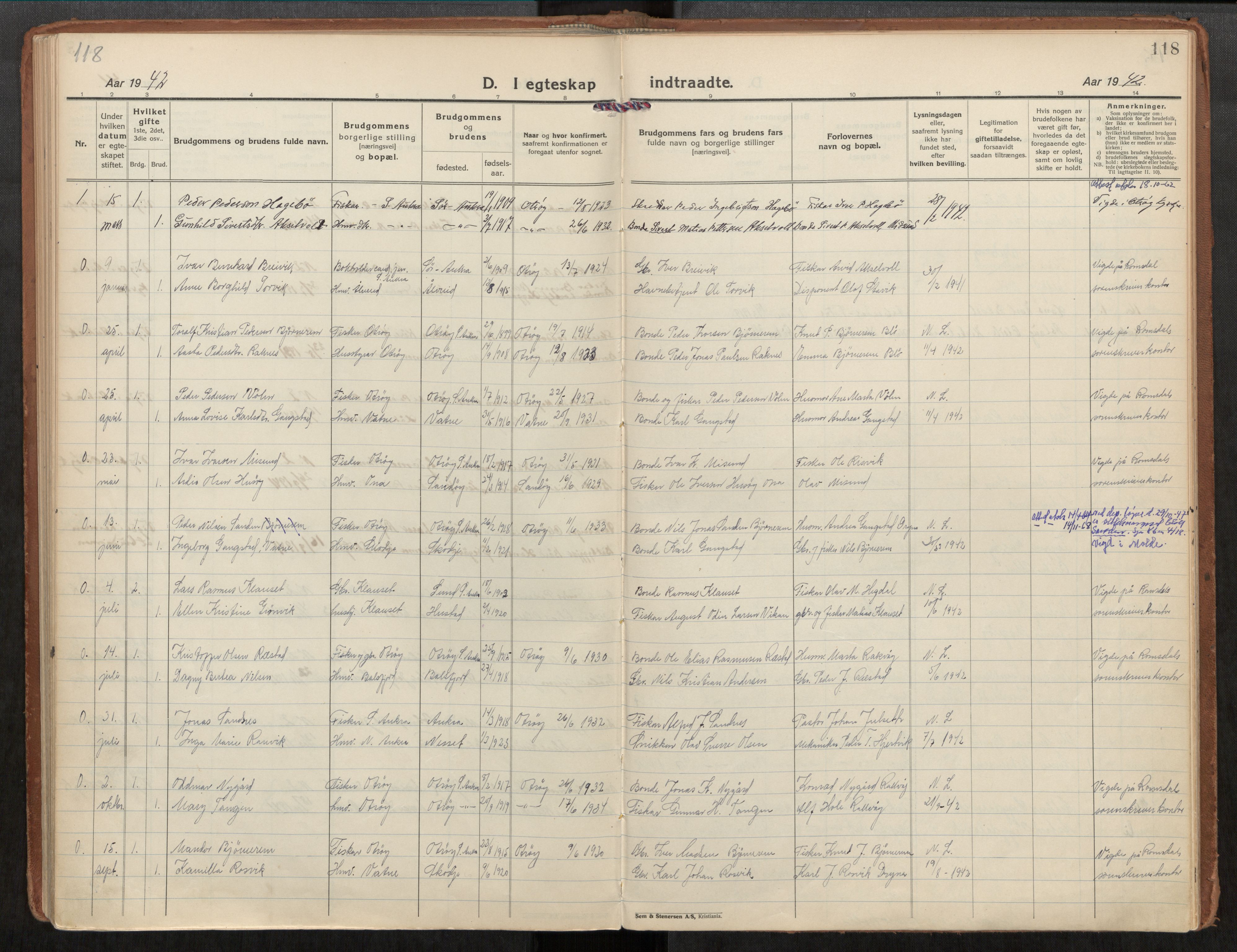 Ministerialprotokoller, klokkerbøker og fødselsregistre - Møre og Romsdal, AV/SAT-A-1454/563/L0741: Parish register (official) no. 563A03, 1924-1945, p. 118