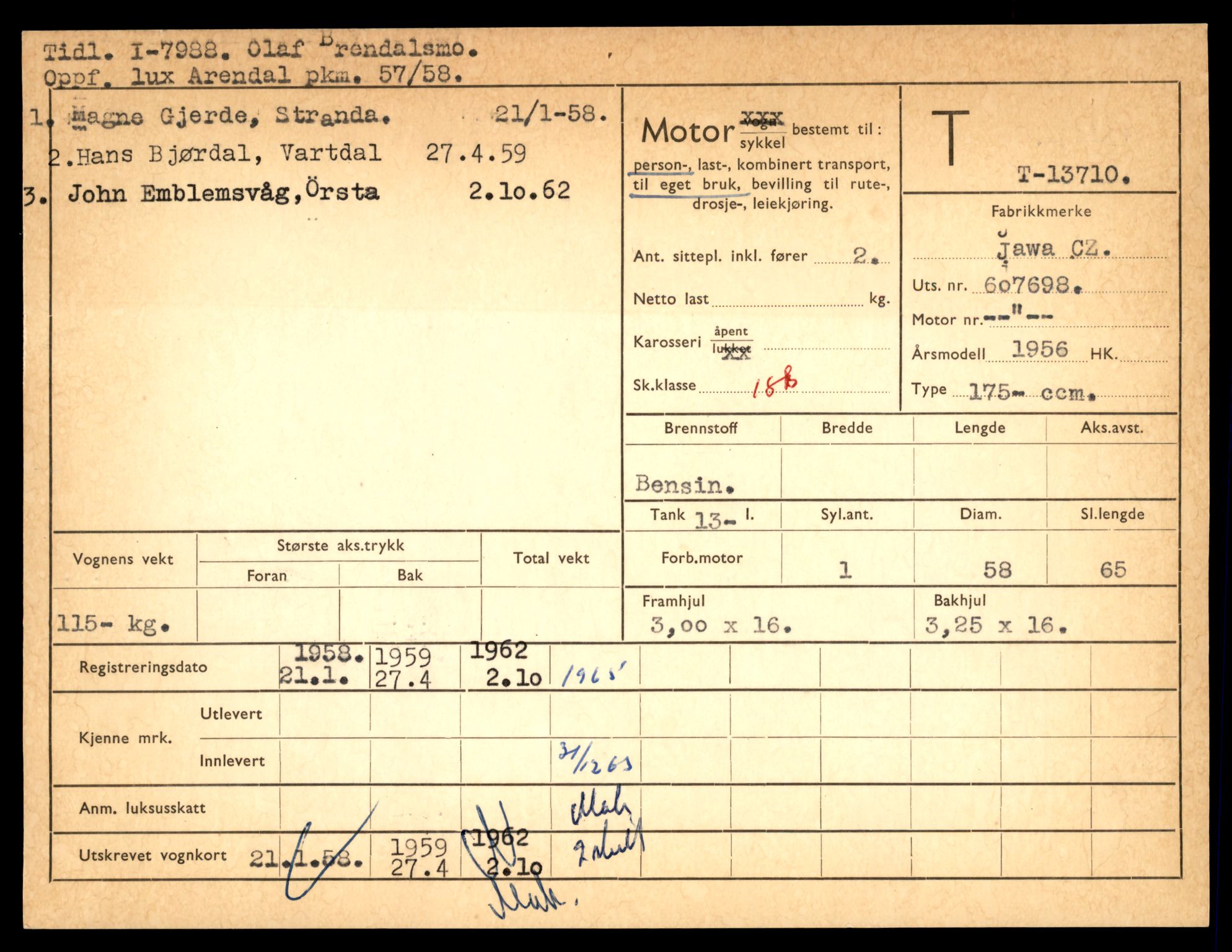 Møre og Romsdal vegkontor - Ålesund trafikkstasjon, AV/SAT-A-4099/F/Fe/L0041: Registreringskort for kjøretøy T 13710 - T 13905, 1927-1998, p. 3