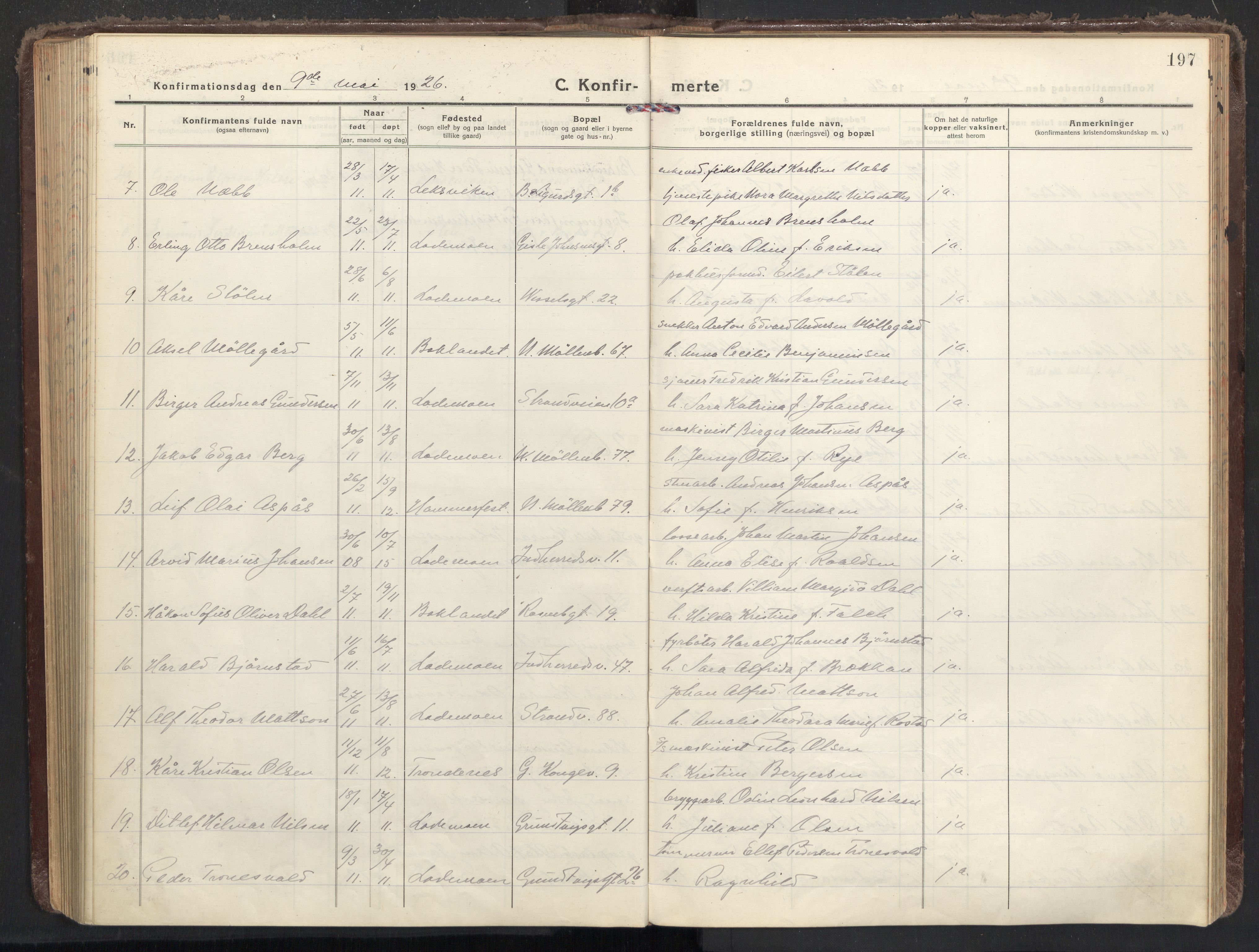 Ministerialprotokoller, klokkerbøker og fødselsregistre - Sør-Trøndelag, SAT/A-1456/605/L0247: Parish register (official) no. 605A09, 1918-1930, p. 197