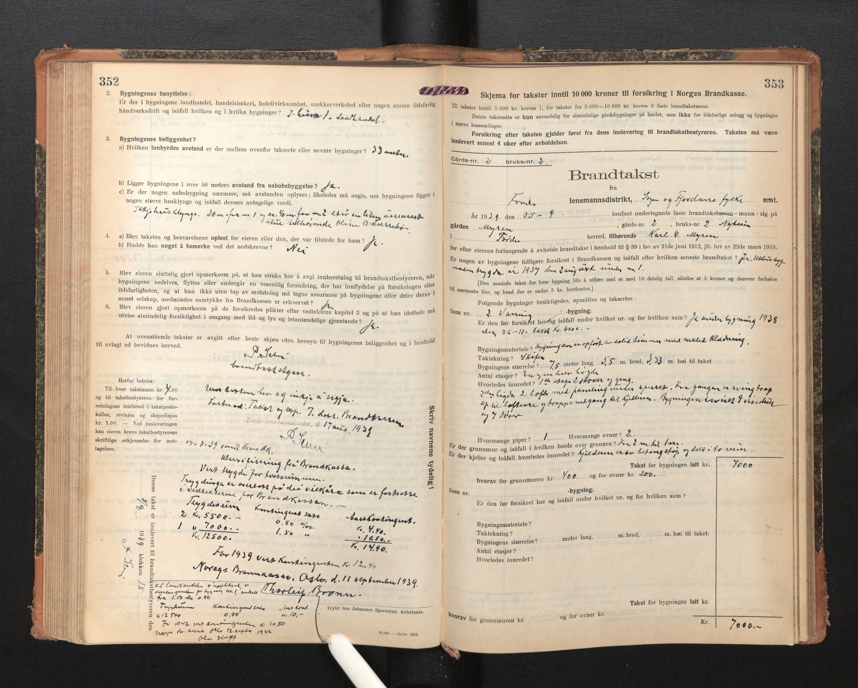 Lensmannen i Førde, AV/SAB-A-27401/0012/L0009: Branntakstprotokoll, skjematakst, 1922-1946, p. 352-353