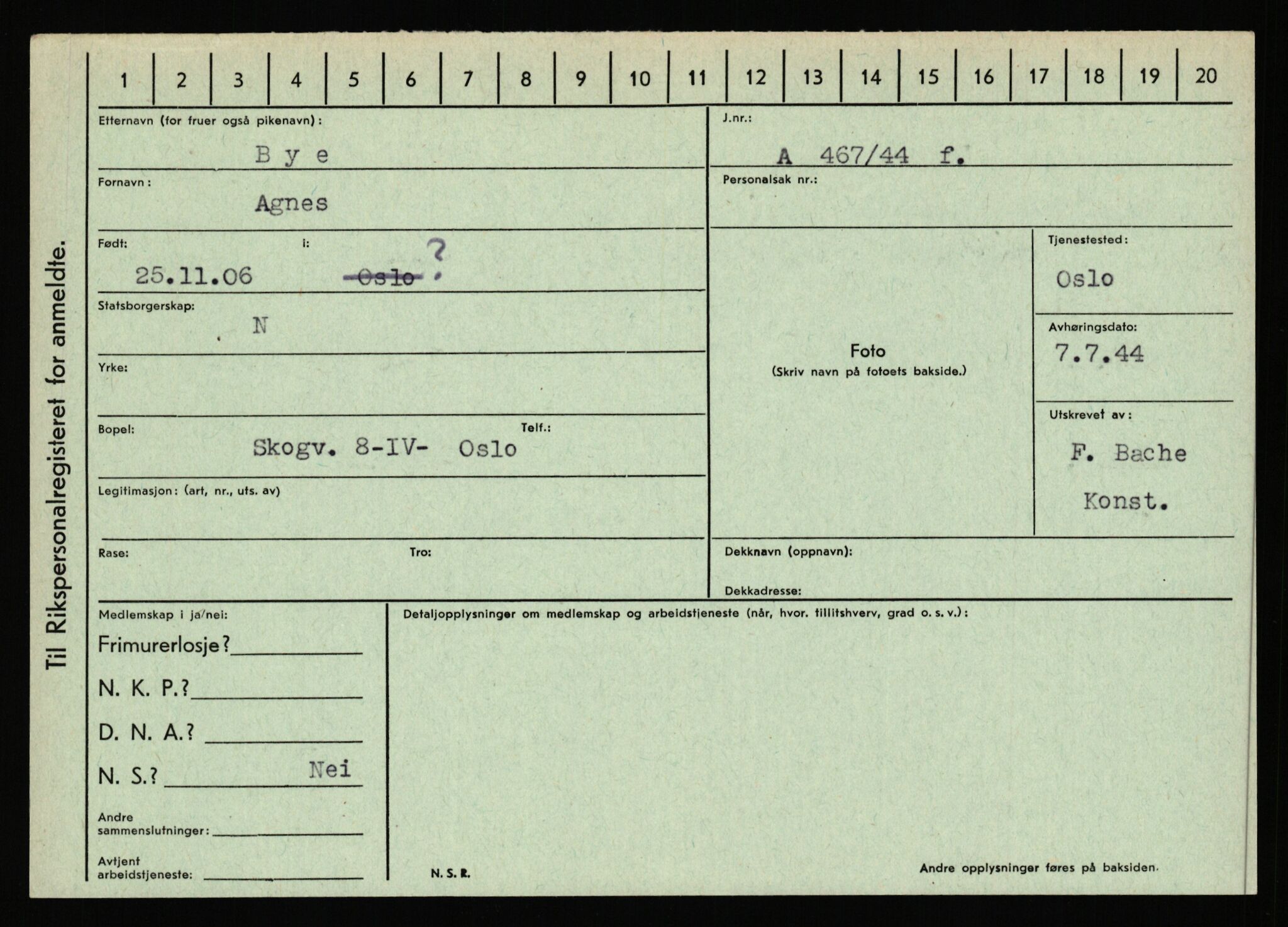 Statspolitiet - Hovedkontoret / Osloavdelingen, AV/RA-S-1329/C/Ca/L0003: Brechan - Eichinger	, 1943-1945, p. 1201