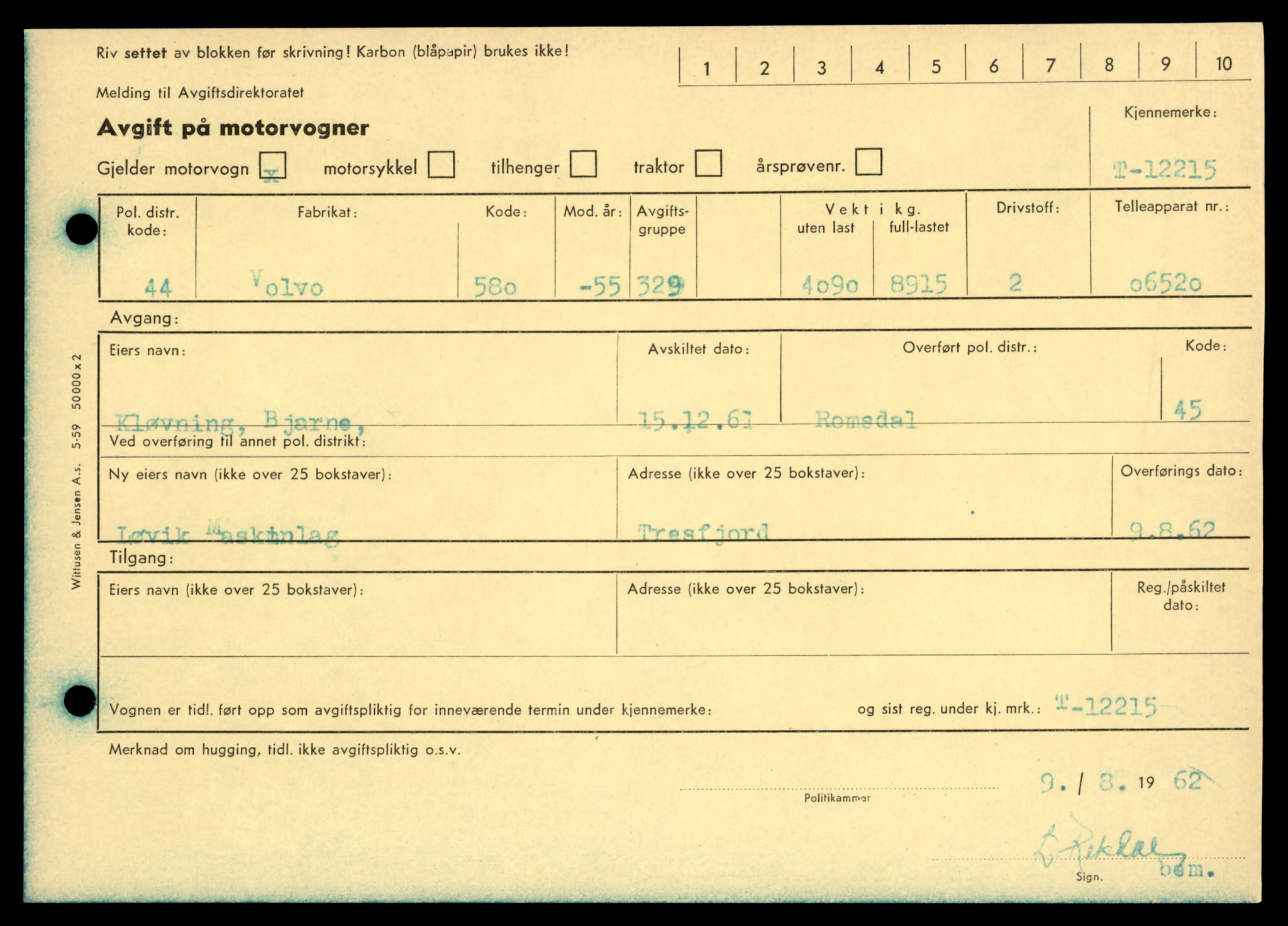 Møre og Romsdal vegkontor - Ålesund trafikkstasjon, AV/SAT-A-4099/F/Fe/L0033: Registreringskort for kjøretøy T 12151 - T 12474, 1927-1998, p. 1671