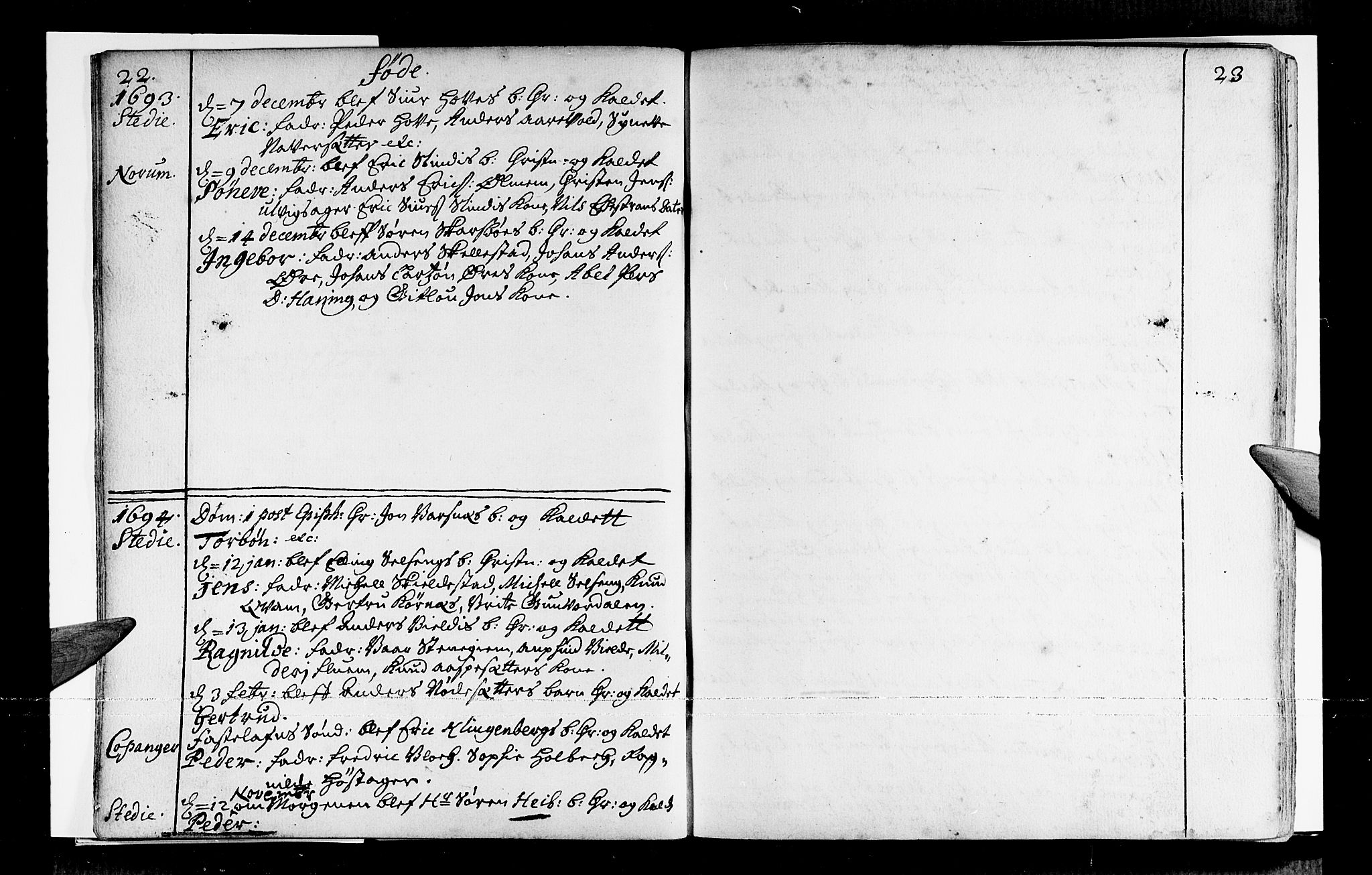 Sogndal sokneprestembete, AV/SAB-A-81301/H/Haa/Haaa/L0001: Parish register (official) no. A 1, 1689-1713, p. 22-23