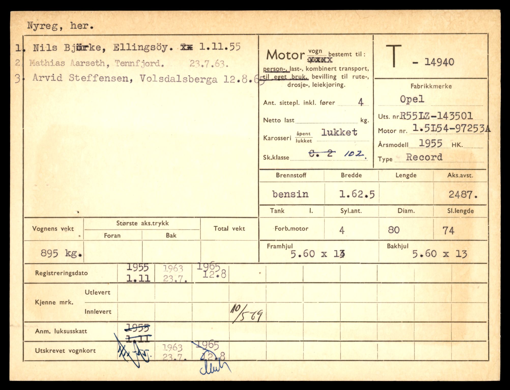 Møre og Romsdal vegkontor - Ålesund trafikkstasjon, AV/SAT-A-4099/F/Fe/L0049: Registreringskort for kjøretøy T 14864 - T 18613, 1927-1998, p. 1745