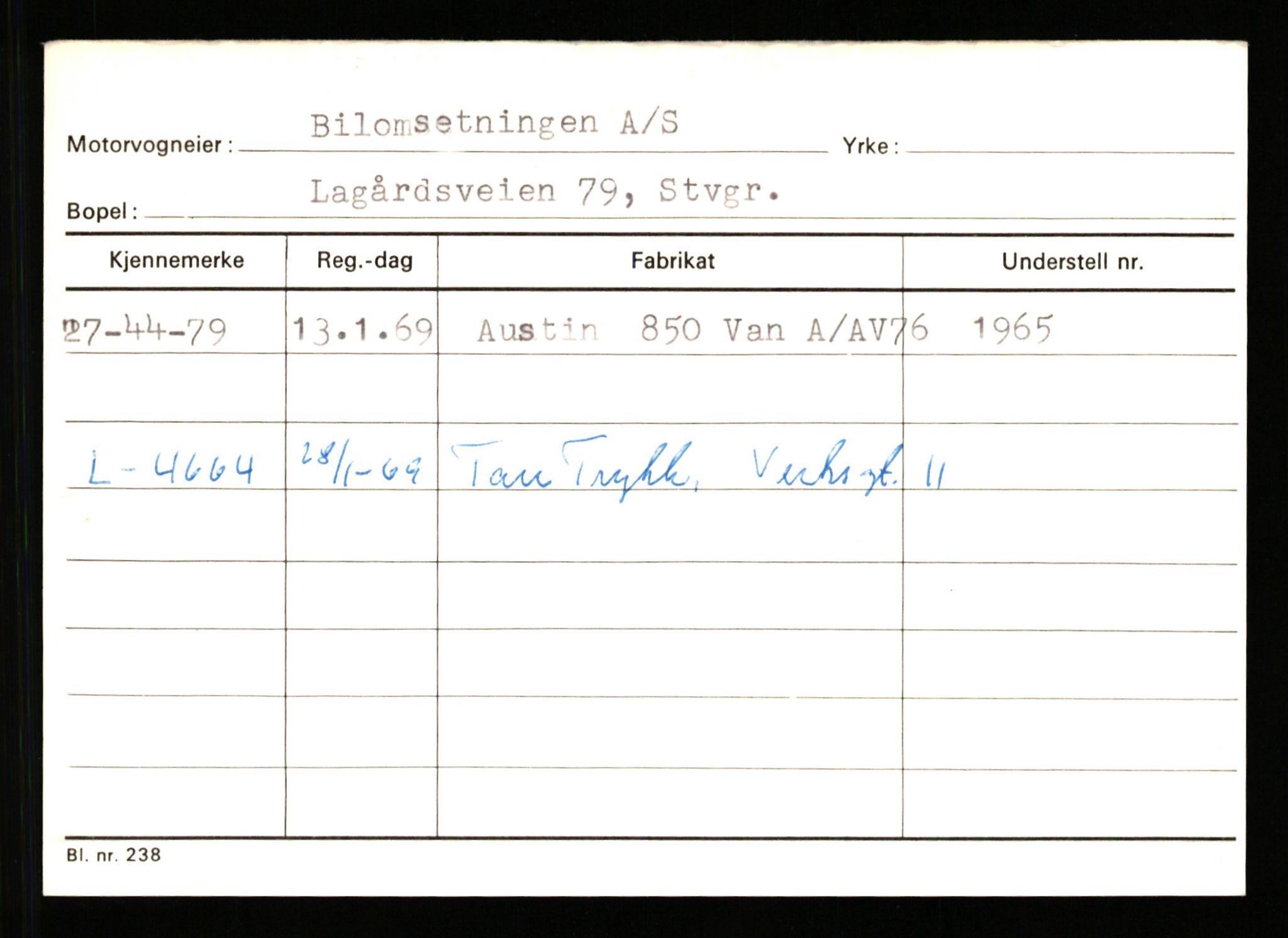 Stavanger trafikkstasjon, AV/SAST-A-101942/0/G/L0011: Registreringsnummer: 240000 - 363477, 1930-1971, p. 1055