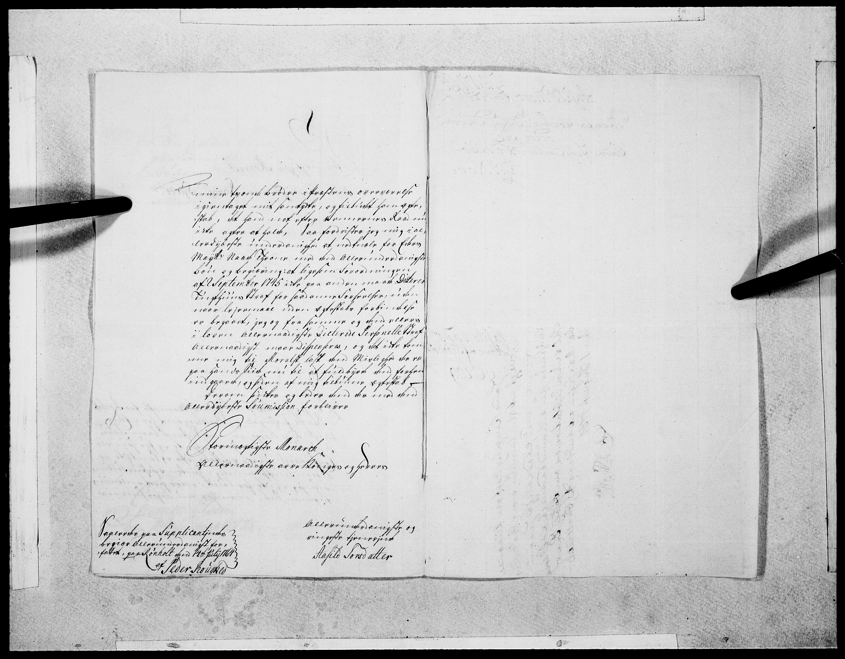 Danske Kanselli 1572-1799, AV/RA-EA-3023/F/Fc/Fcc/Fcca/L0189: Norske innlegg 1572-1799, 1764, p. 305