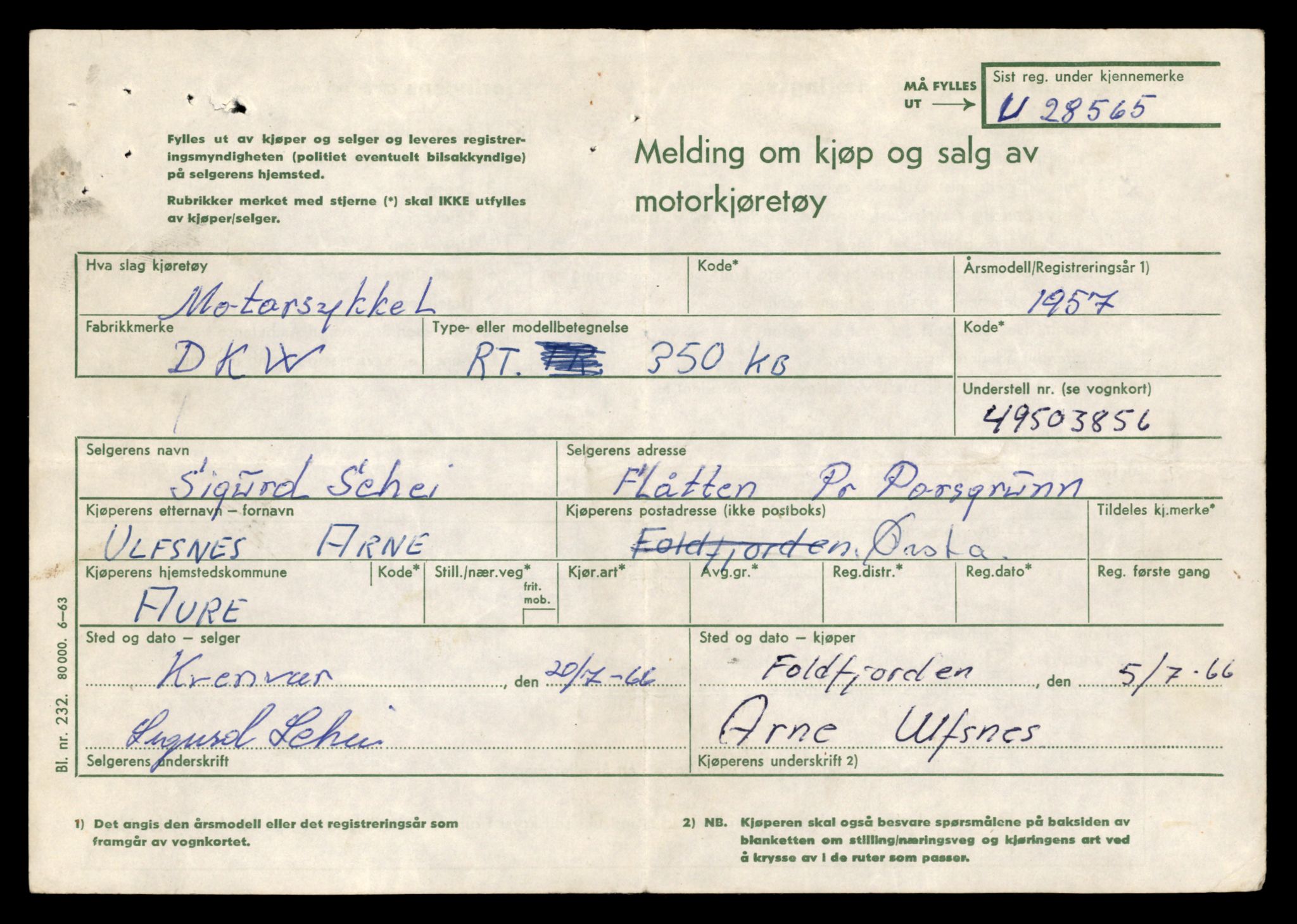 Møre og Romsdal vegkontor - Ålesund trafikkstasjon, AV/SAT-A-4099/F/Fe/L0037: Registreringskort for kjøretøy T 13031 - T 13179, 1927-1998, p. 2878