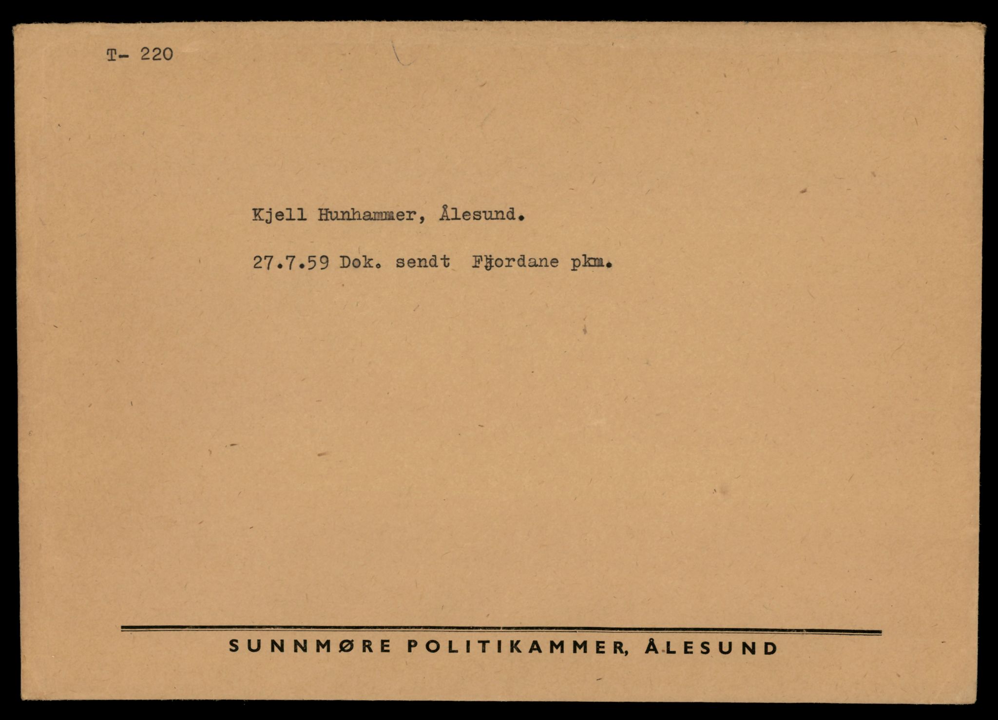 Møre og Romsdal vegkontor - Ålesund trafikkstasjon, SAT/A-4099/F/Fe/L0002: Registreringskort for kjøretøy T 128 - T 231, 1927-1998, p. 2692