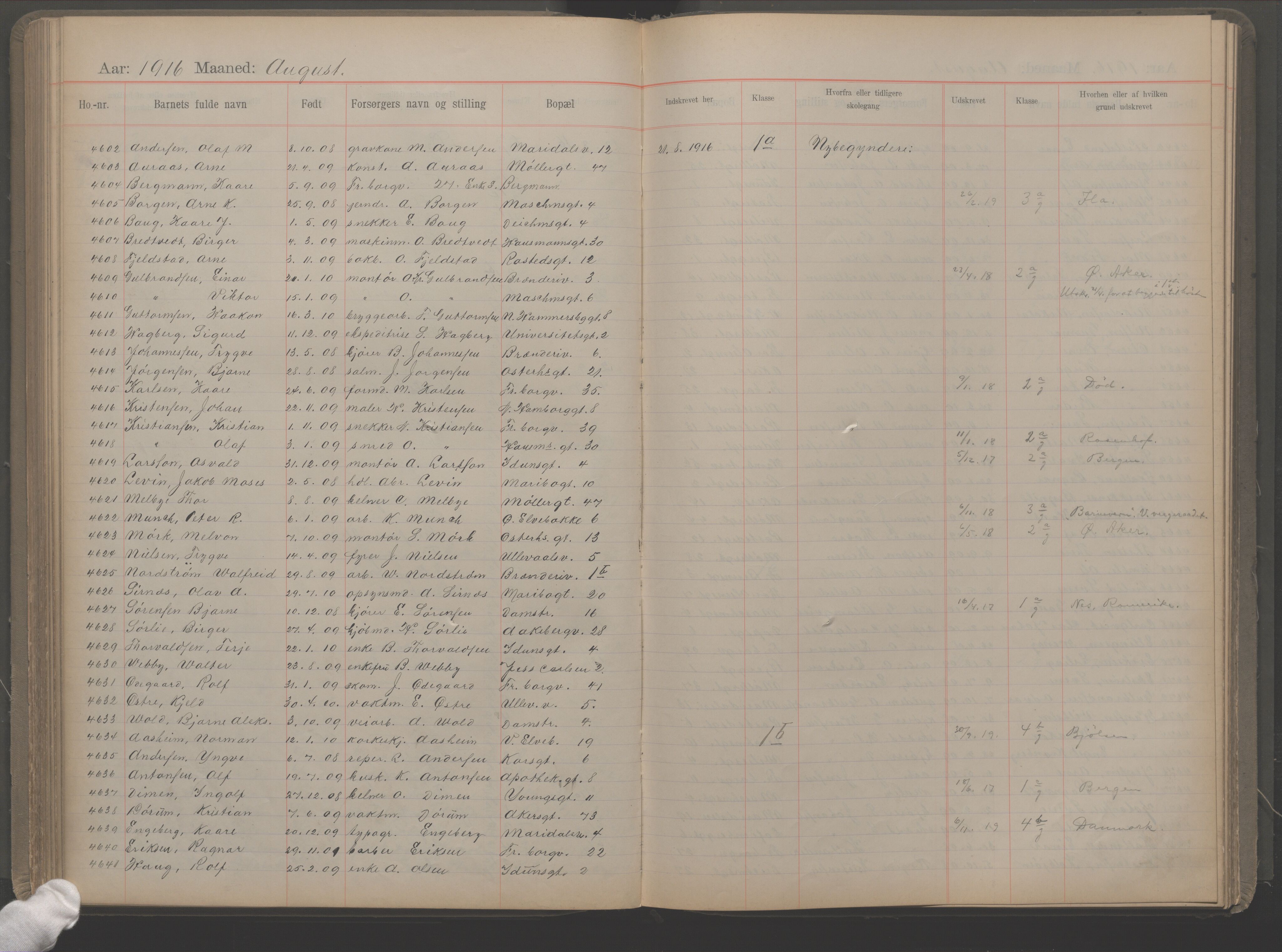 Møllergata skole, OBA/A-20129/F/Fa/L0002: Ut-/innskrivningsprotokoll, 1907-1932, p. 120