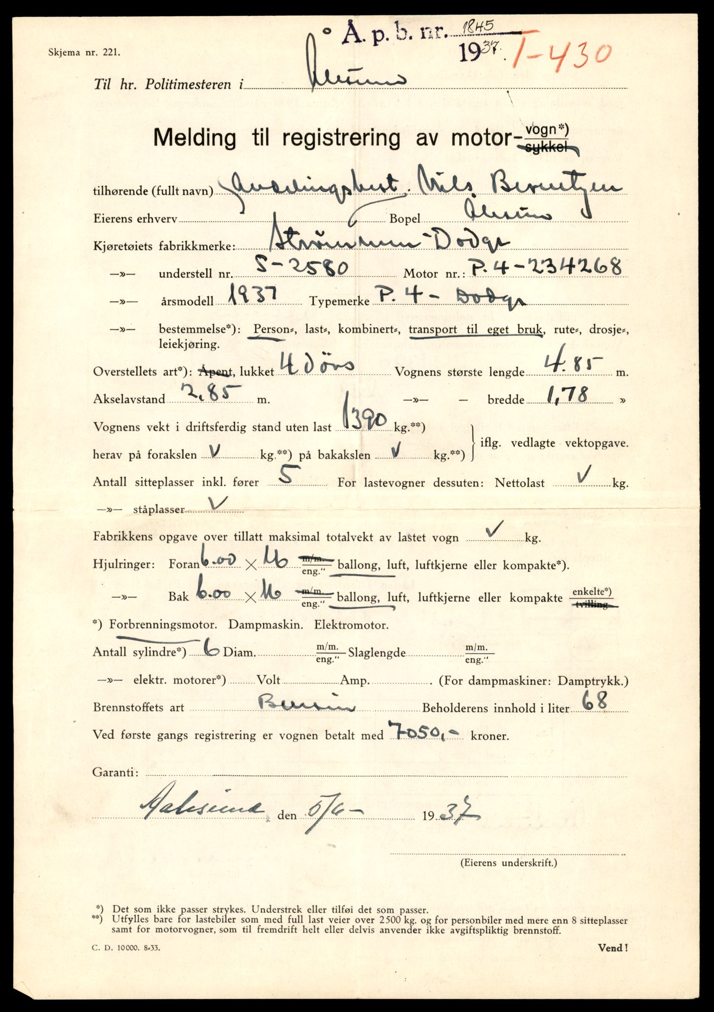 Møre og Romsdal vegkontor - Ålesund trafikkstasjon, SAT/A-4099/F/Fe/L0022: Registreringskort for kjøretøy T 10584 - T 10694, 1927-1998, p. 1999