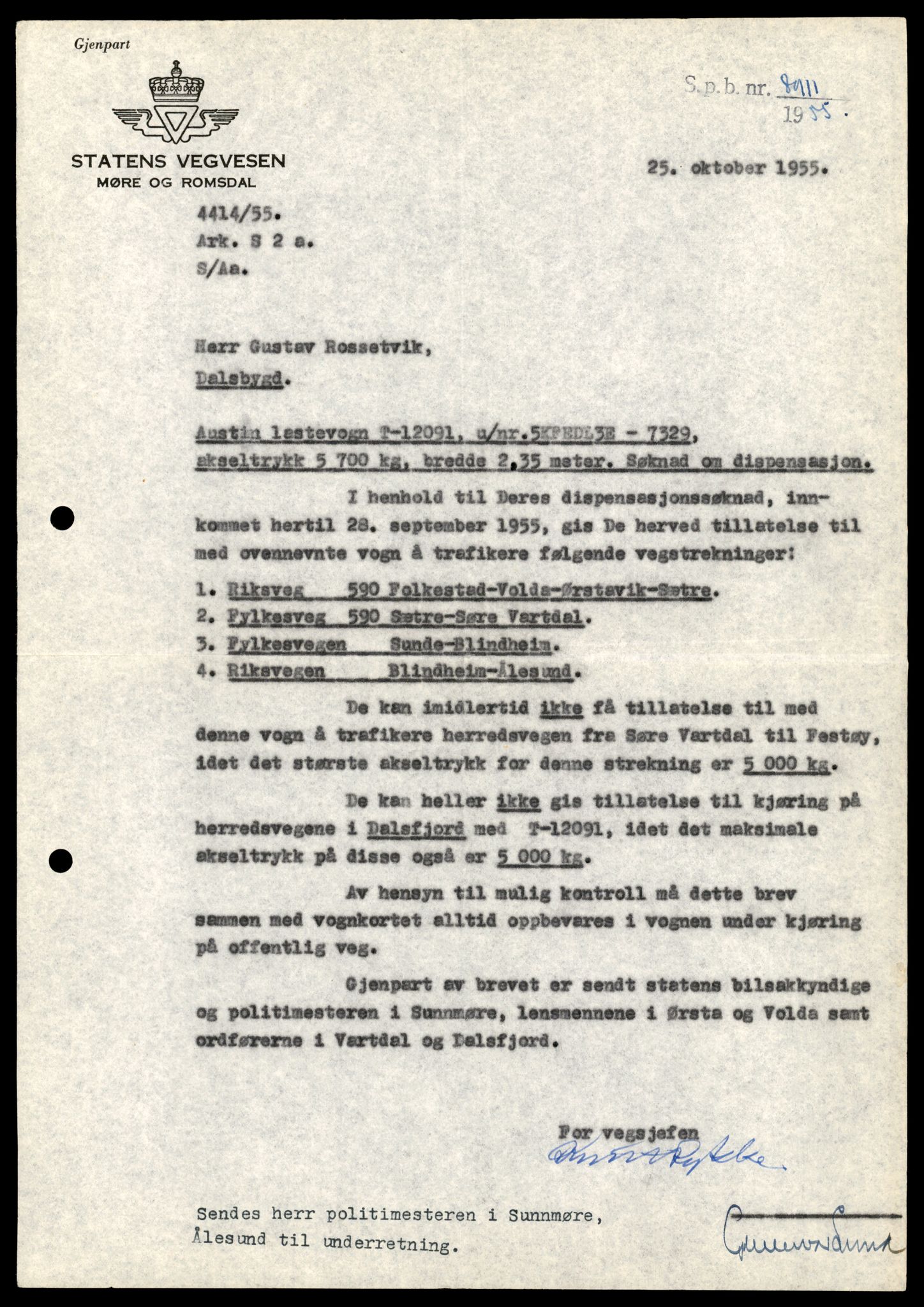 Møre og Romsdal vegkontor - Ålesund trafikkstasjon, AV/SAT-A-4099/F/Fe/L0032: Registreringskort for kjøretøy T 11997 - T 12149, 1927-1998, p. 3417