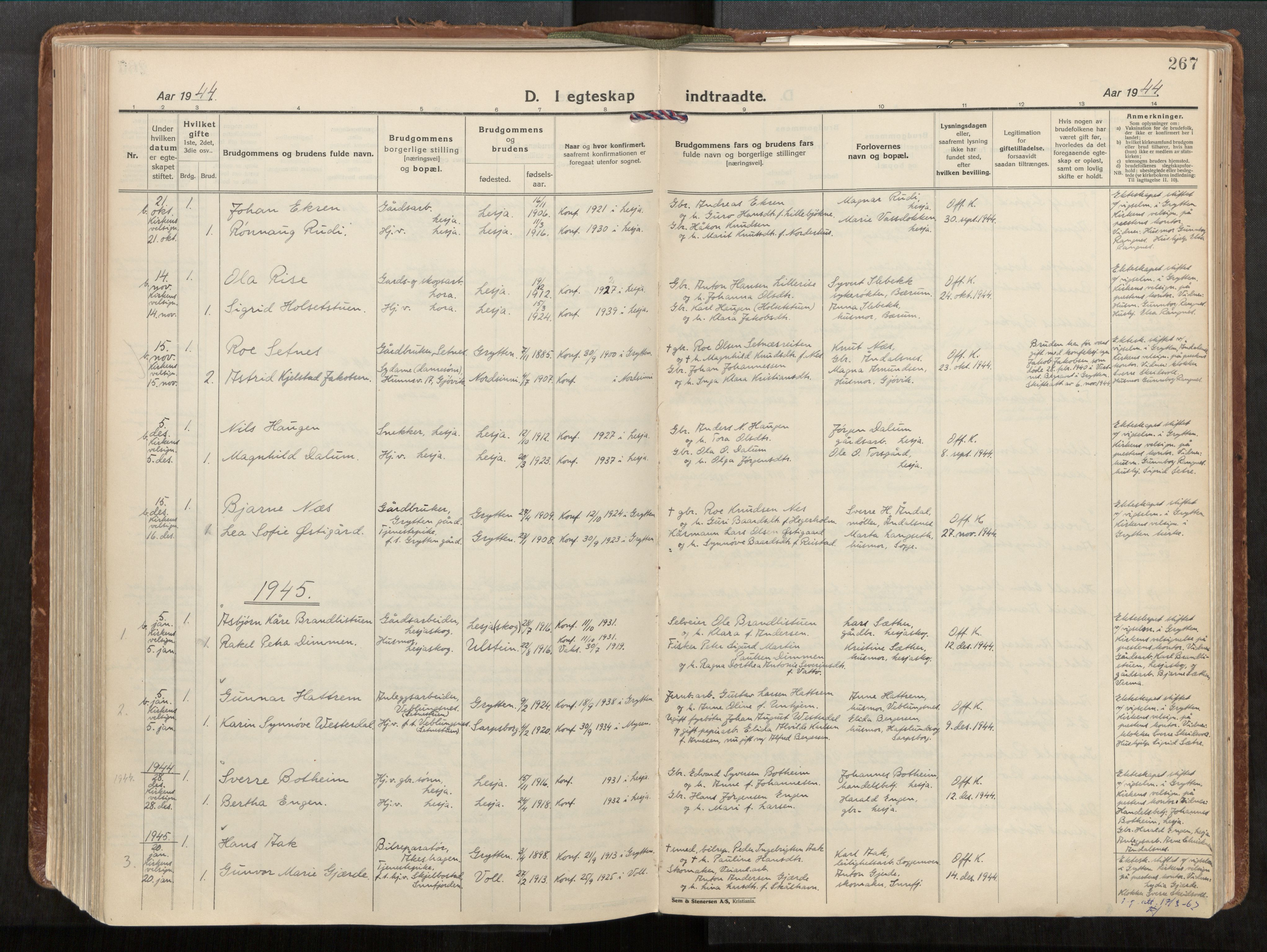 Ministerialprotokoller, klokkerbøker og fødselsregistre - Møre og Romsdal, AV/SAT-A-1454/544/L0587: Parish register (official) no. 544A11, 1924-1954, p. 267