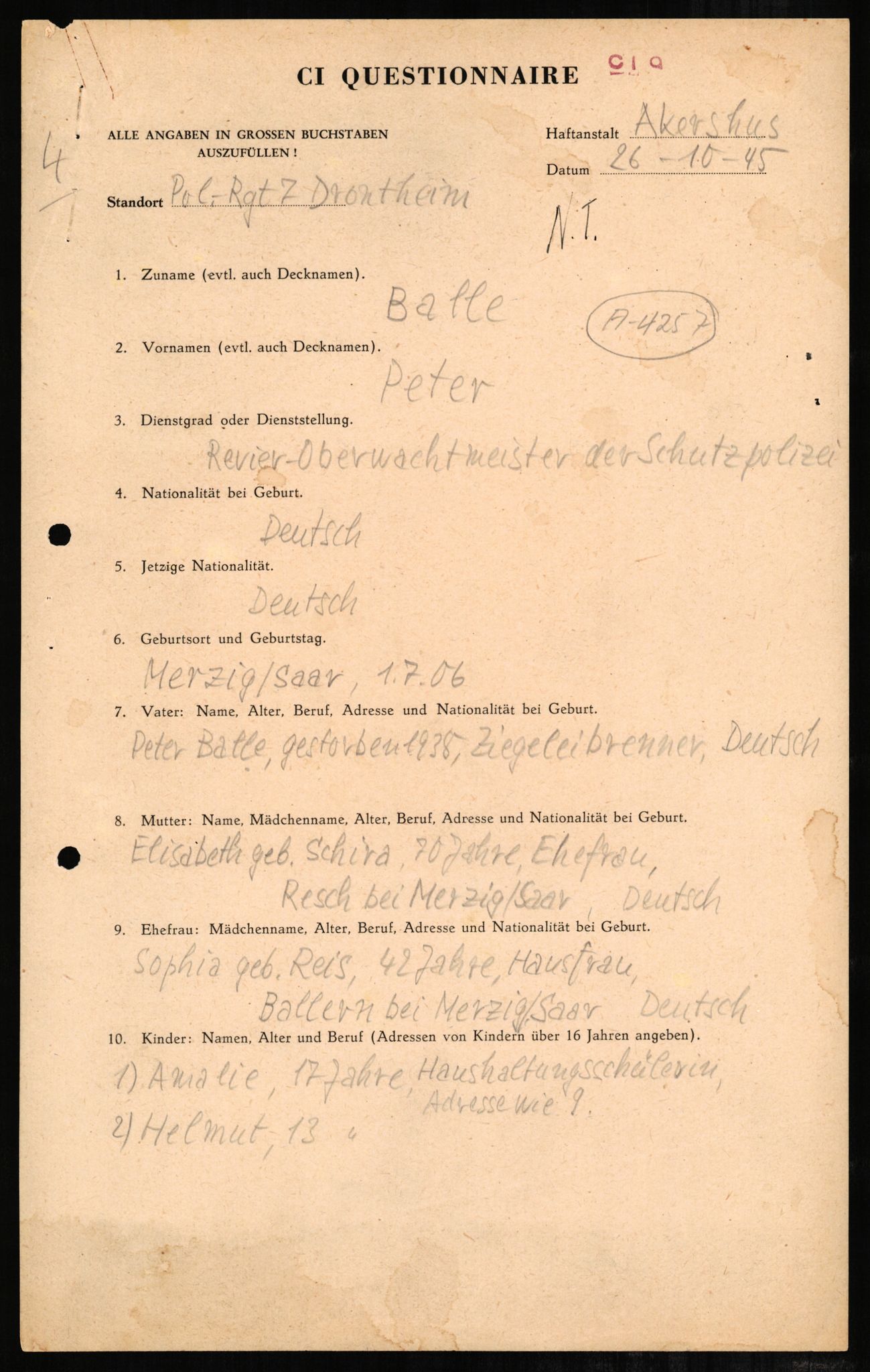 Forsvaret, Forsvarets overkommando II, AV/RA-RAFA-3915/D/Db/L0002: CI Questionaires. Tyske okkupasjonsstyrker i Norge. Tyskere., 1945-1946, p. 16