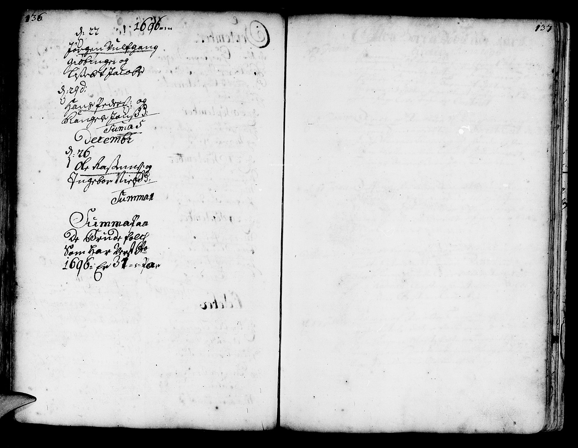 Korskirken sokneprestembete, AV/SAB-A-76101/H/Haa/L0002: Parish register (official) no. A 2, 1688-1697, p. 136-137