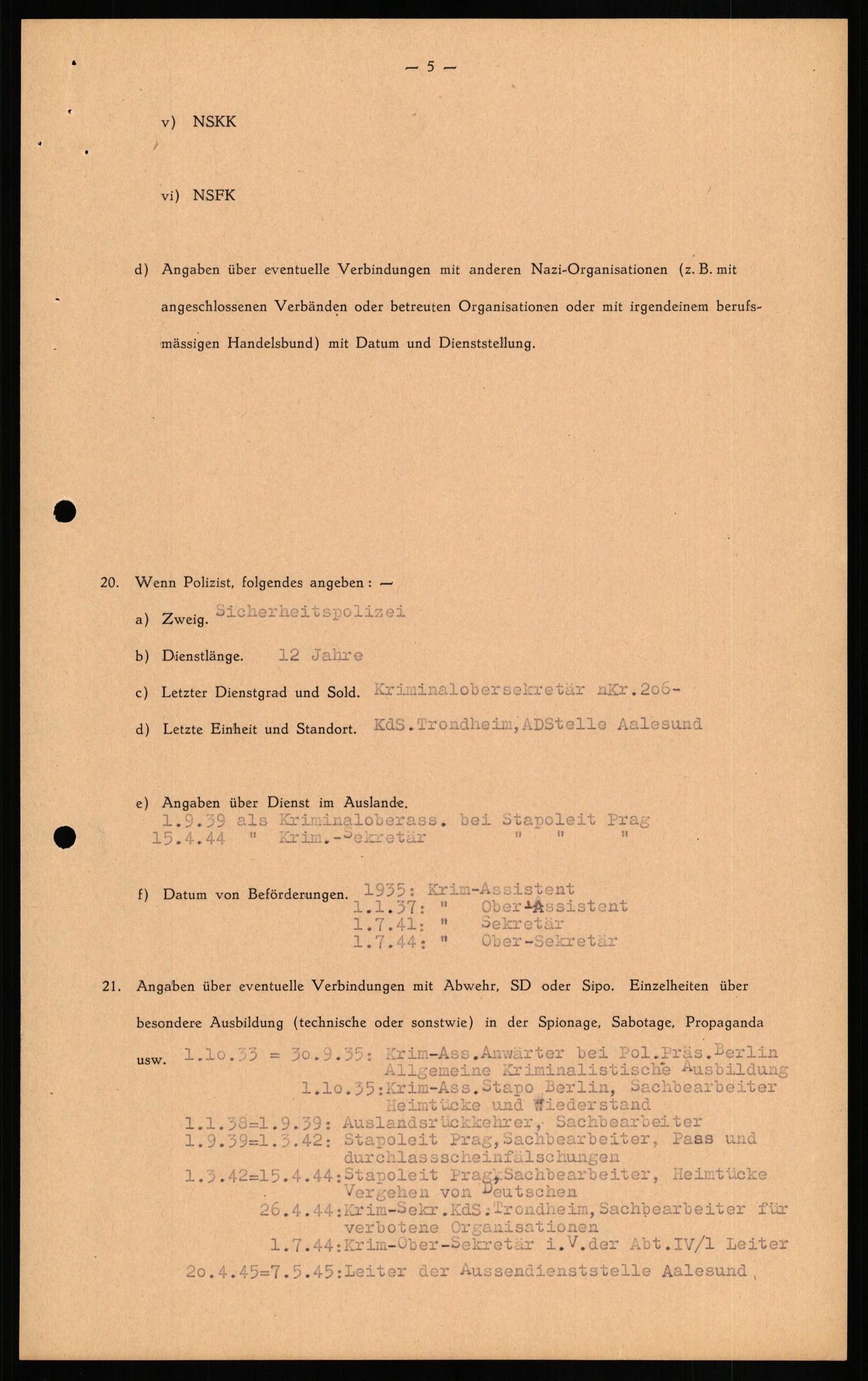 Forsvaret, Forsvarets overkommando II, RA/RAFA-3915/D/Db/L0020: CI Questionaires. Tyske okkupasjonsstyrker i Norge. Tyskere., 1945-1946, p. 203