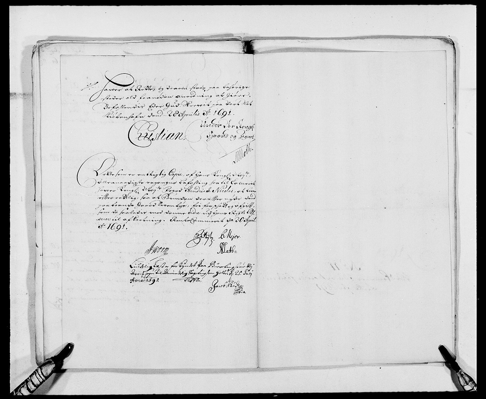 Rentekammeret inntil 1814, Reviderte regnskaper, Fogderegnskap, RA/EA-4092/R01/L0010: Fogderegnskap Idd og Marker, 1690-1691, p. 85