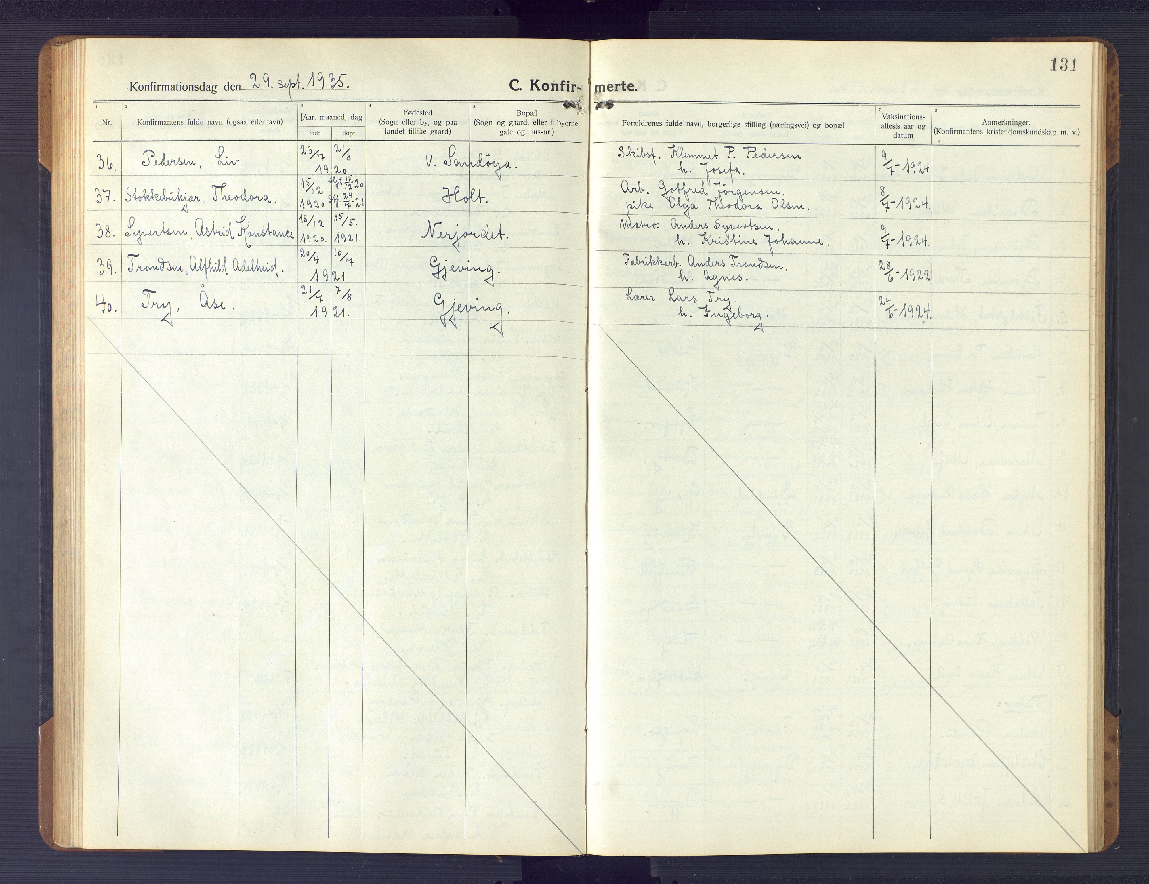 Dypvåg sokneprestkontor, AV/SAK-1111-0007/F/Fb/Fba/L0015: Parish register (copy) no. B 15, 1922-1949, p. 131