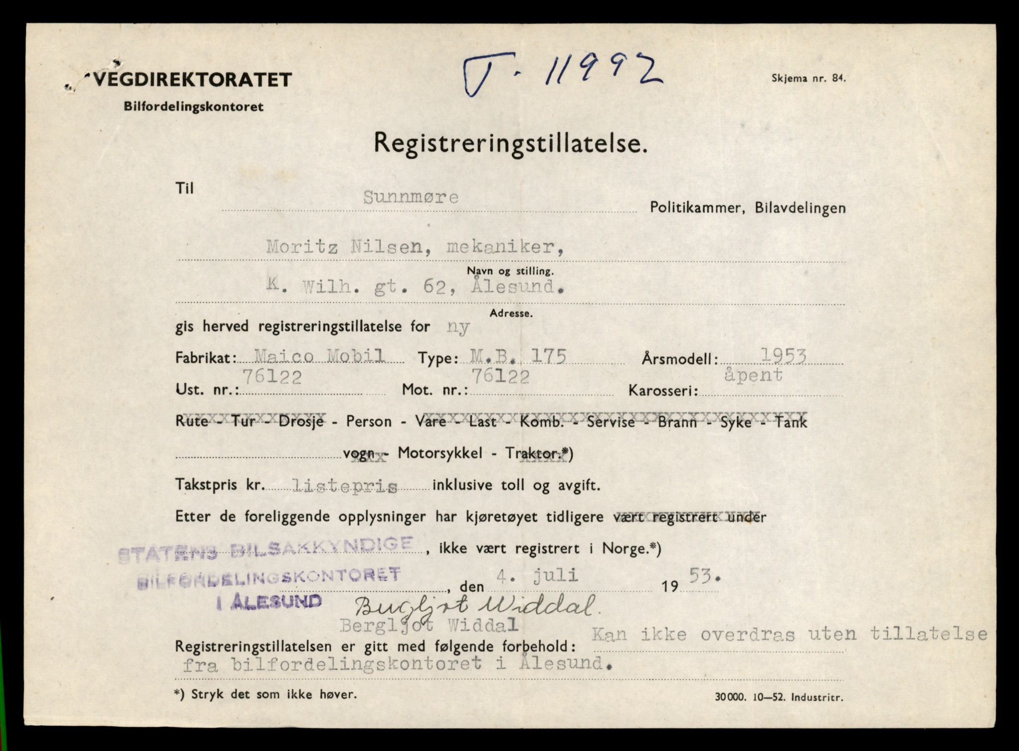 Møre og Romsdal vegkontor - Ålesund trafikkstasjon, AV/SAT-A-4099/F/Fe/L0031: Registreringskort for kjøretøy T 11800 - T 11996, 1927-1998, p. 3290