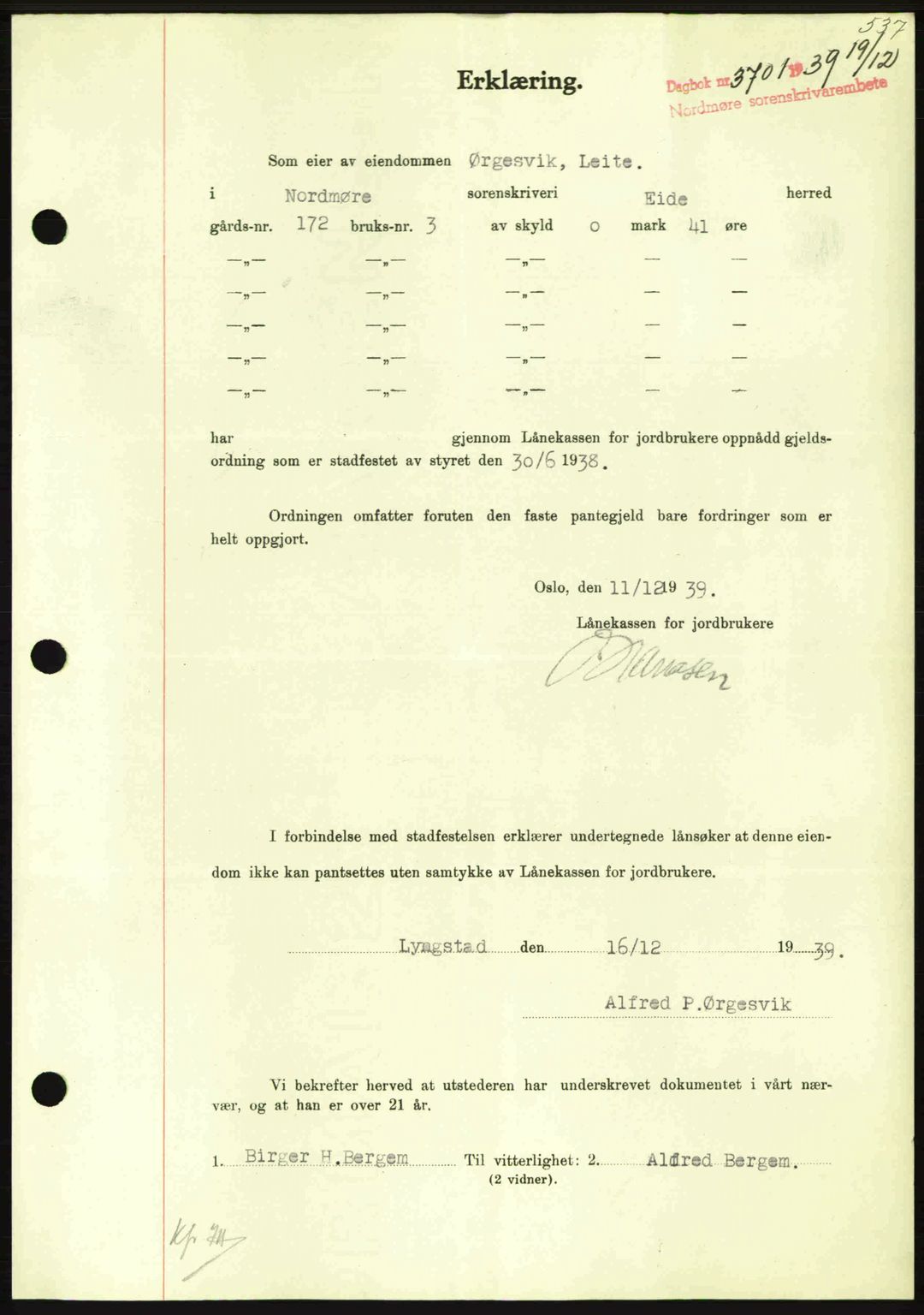 Nordmøre sorenskriveri, AV/SAT-A-4132/1/2/2Ca: Mortgage book no. B86, 1939-1940, Diary no: : 3701/1939