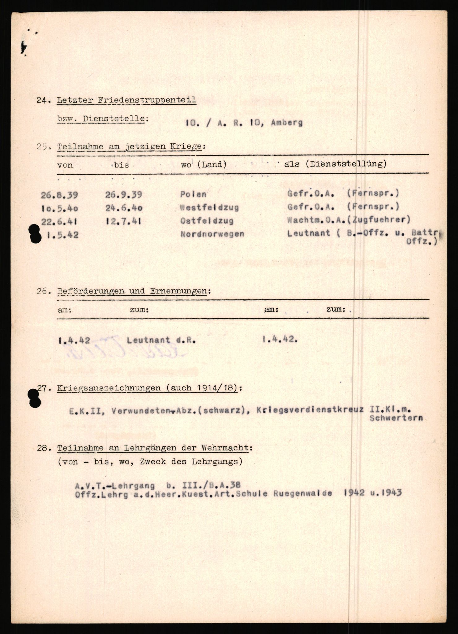 Forsvarets Overkommando. 2 kontor. Arkiv 11.4. Spredte tyske arkivsaker, AV/RA-RAFA-7031/D/Dar/Dara/L0019: Personalbøker og diverse, 1940-1945, p. 626