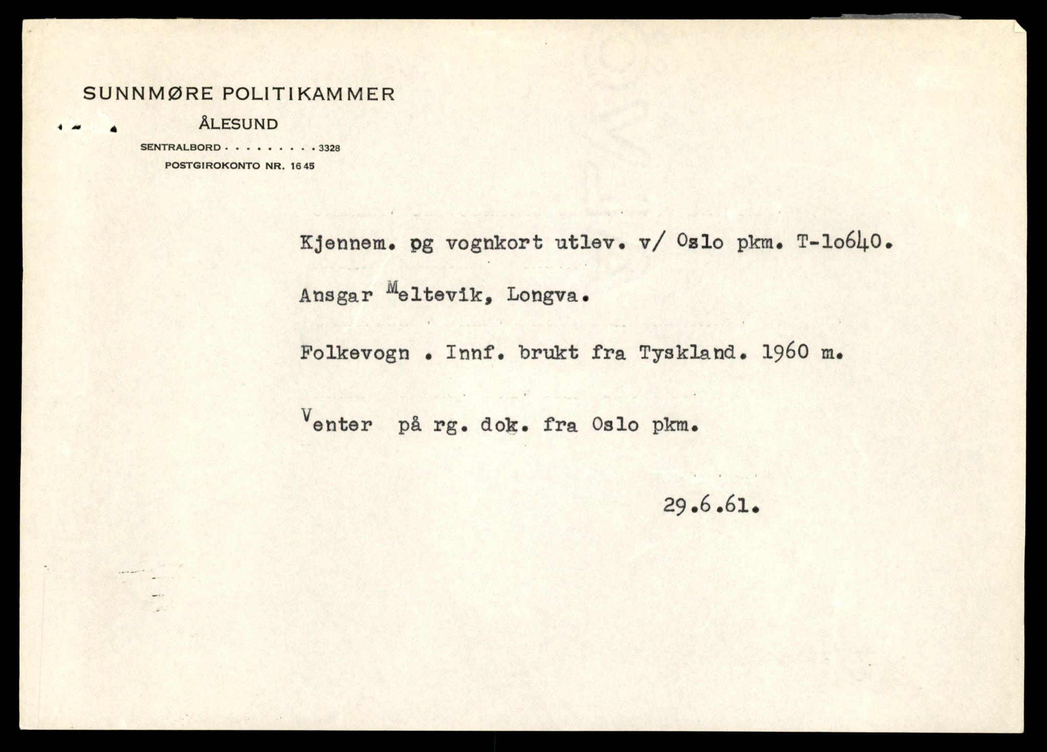 Møre og Romsdal vegkontor - Ålesund trafikkstasjon, AV/SAT-A-4099/F/Fe/L0022: Registreringskort for kjøretøy T 10584 - T 10694, 1927-1998, p. 1715